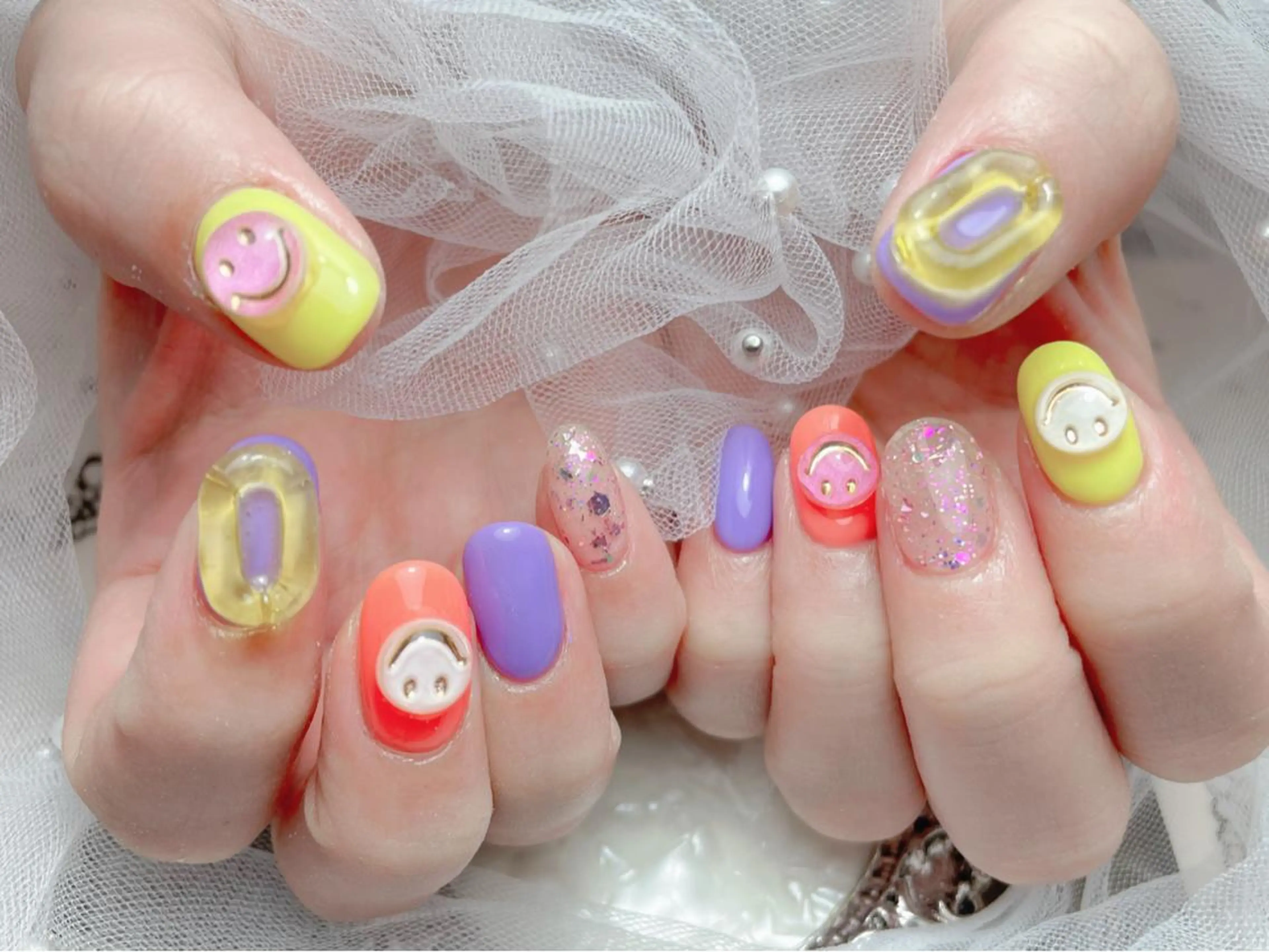 ネイル ハンドネイル マジックミラー所属・マジック ミラーのネイルデザイン