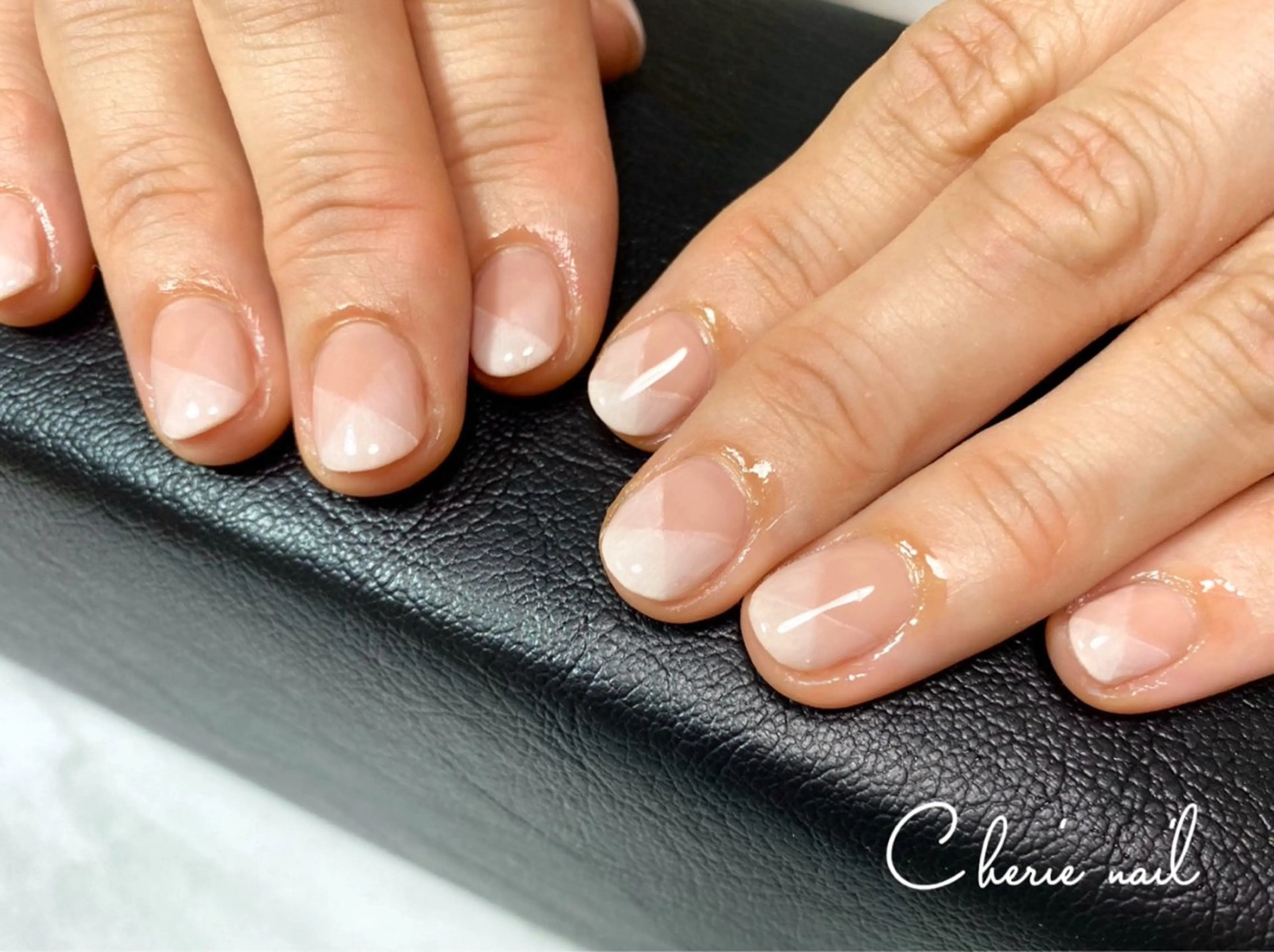 ネイル ダブルフレンチ フレンチネイル ジェルネイル オフィスネイル ハンドネイル Cherienail yunaのネイルデザイン