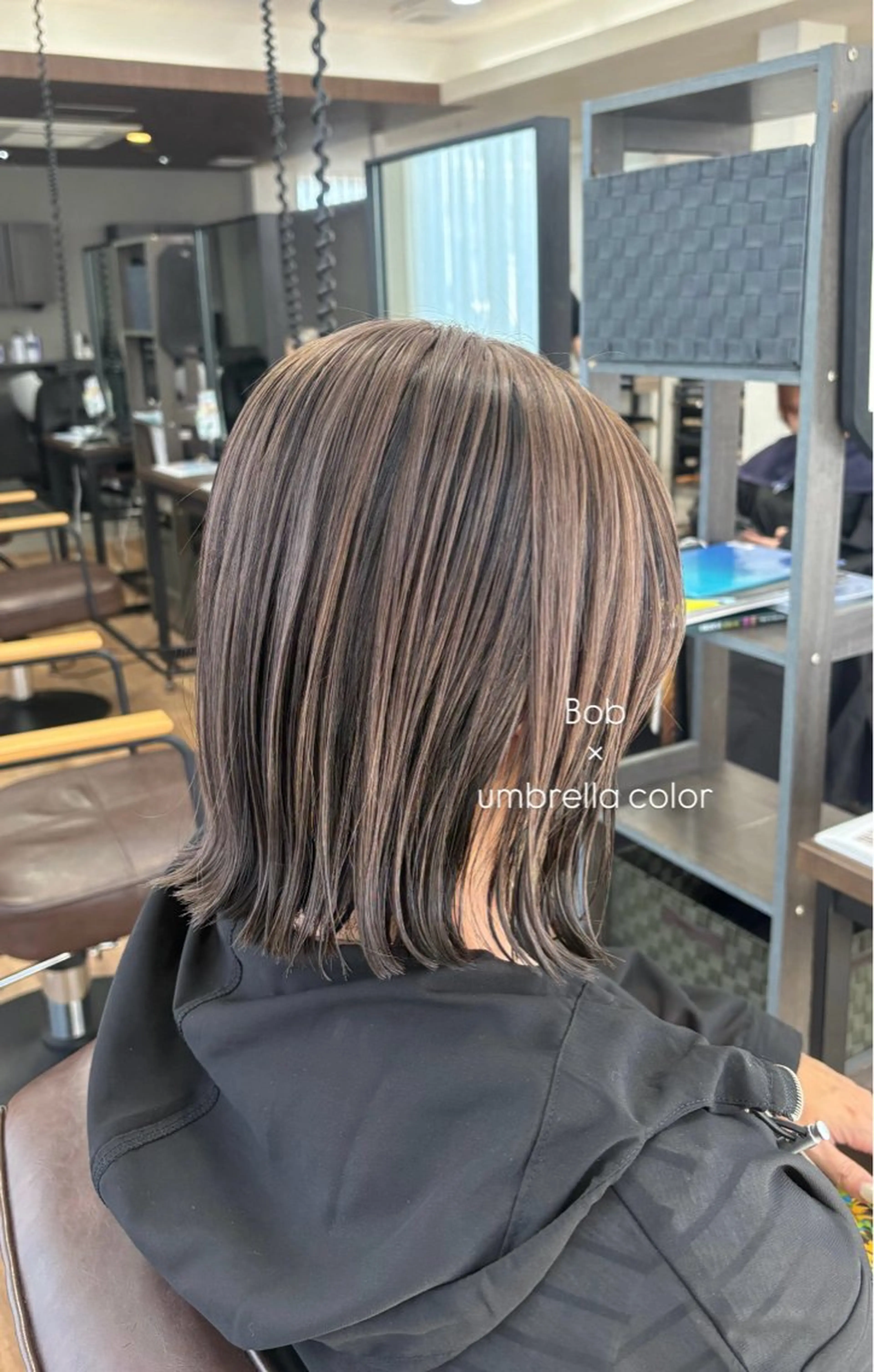ミディアム ボブ カット ヘアカラー Naurra ミワのヘアスタイル