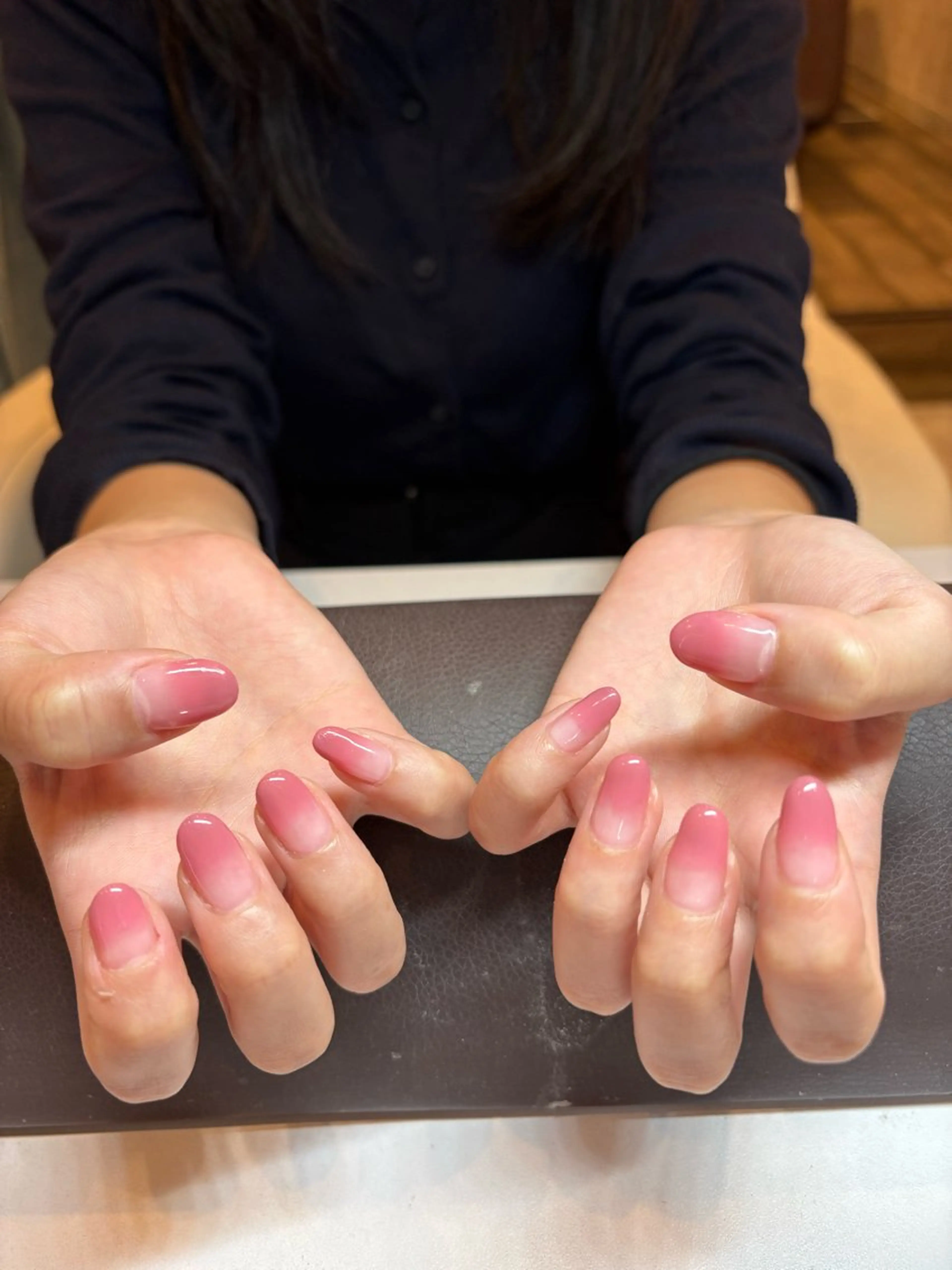 ネイル グラデーション ハンドネイル RIYU 🫧のヘアスタイル