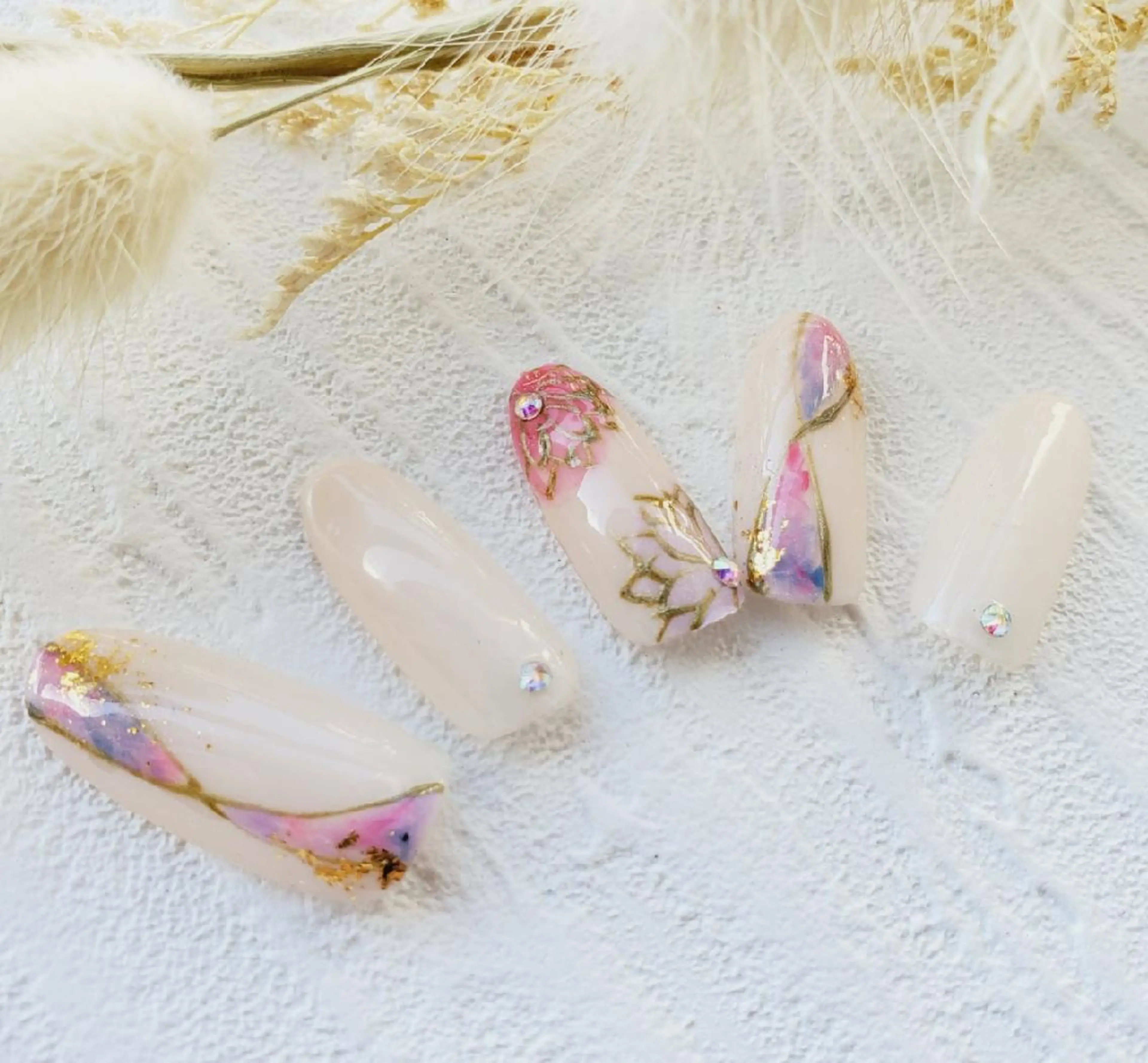 ネイル 早坂  のネイルデザイン