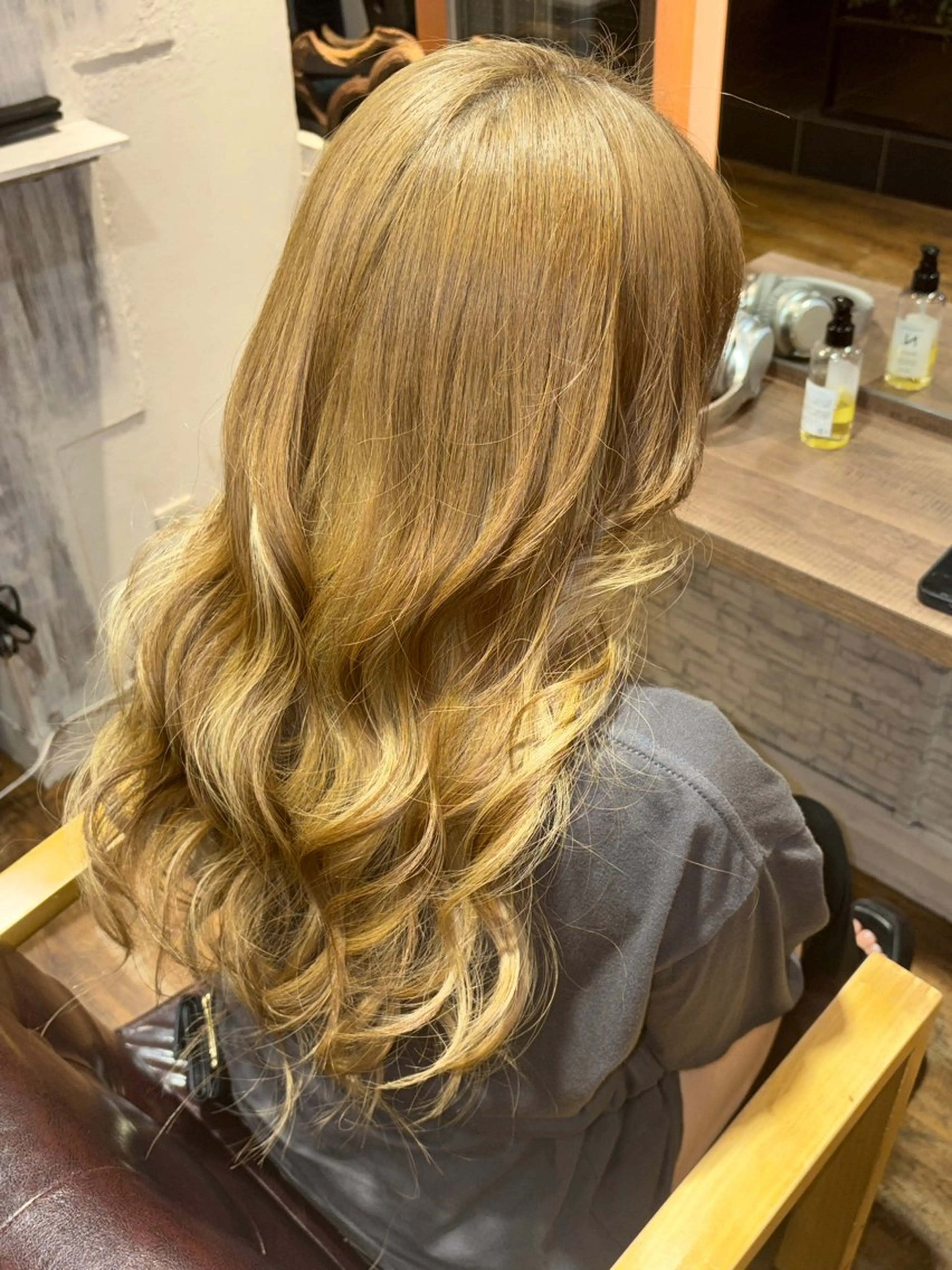 セミロング Rito 縮毛矯正のヘアスタイル