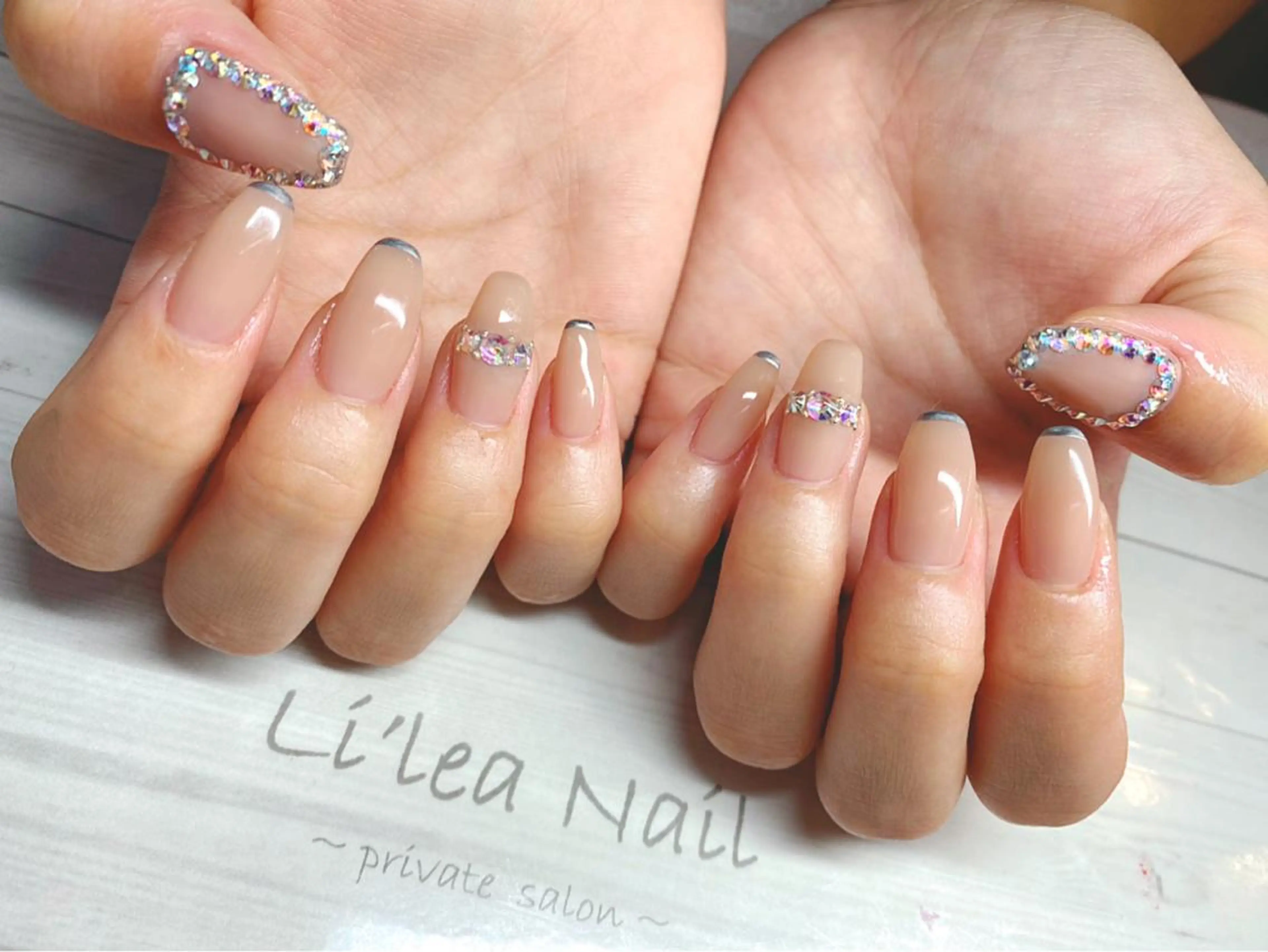 ネイル Li'leaNail AINAのネイルデザイン