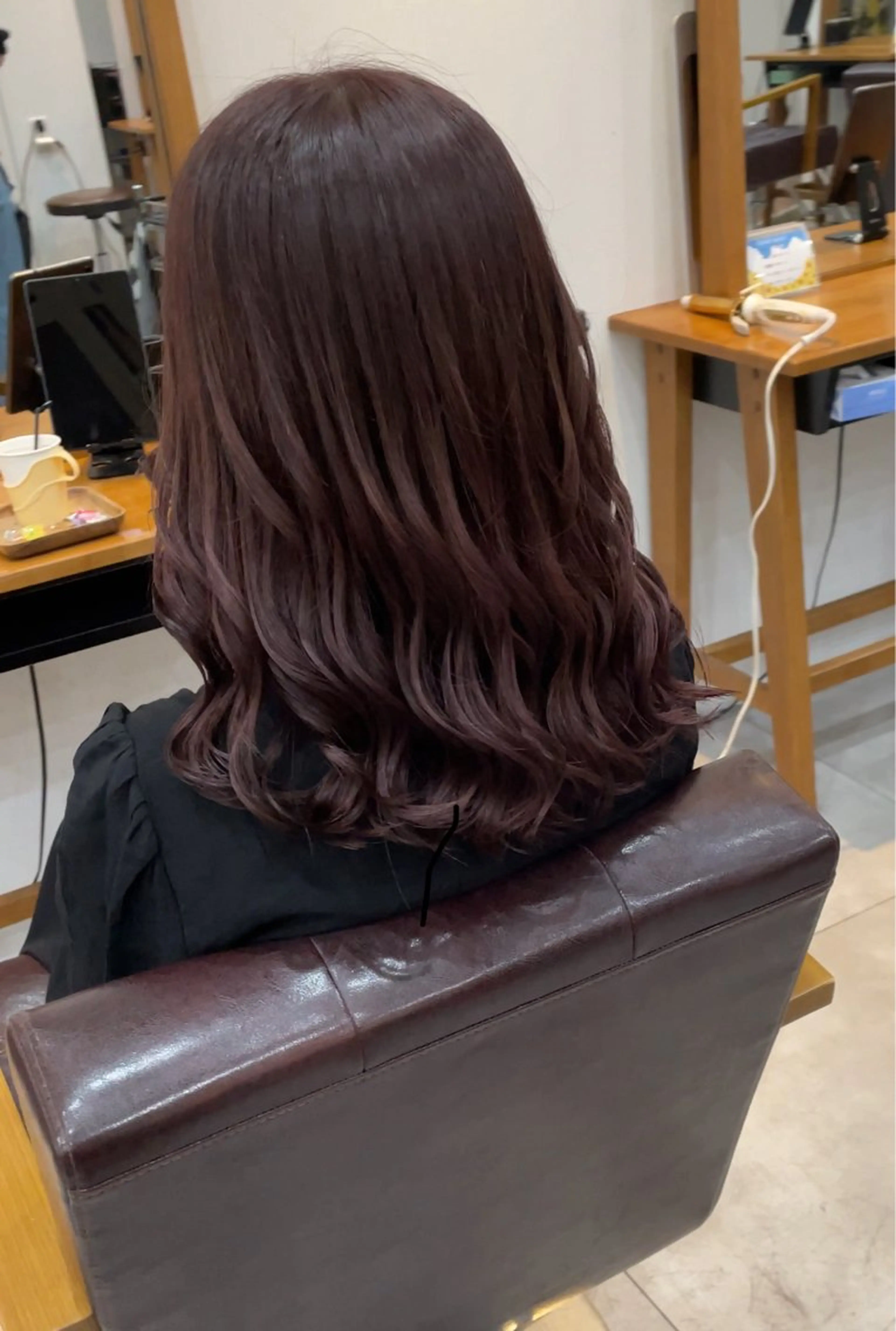 カラー ブリーチ 透明感カラー ダブルカラー イヤリングカラー ハイライトカラー 『最新ヘア・髪革命』 🐬YUYA🐬のヘアスタイル