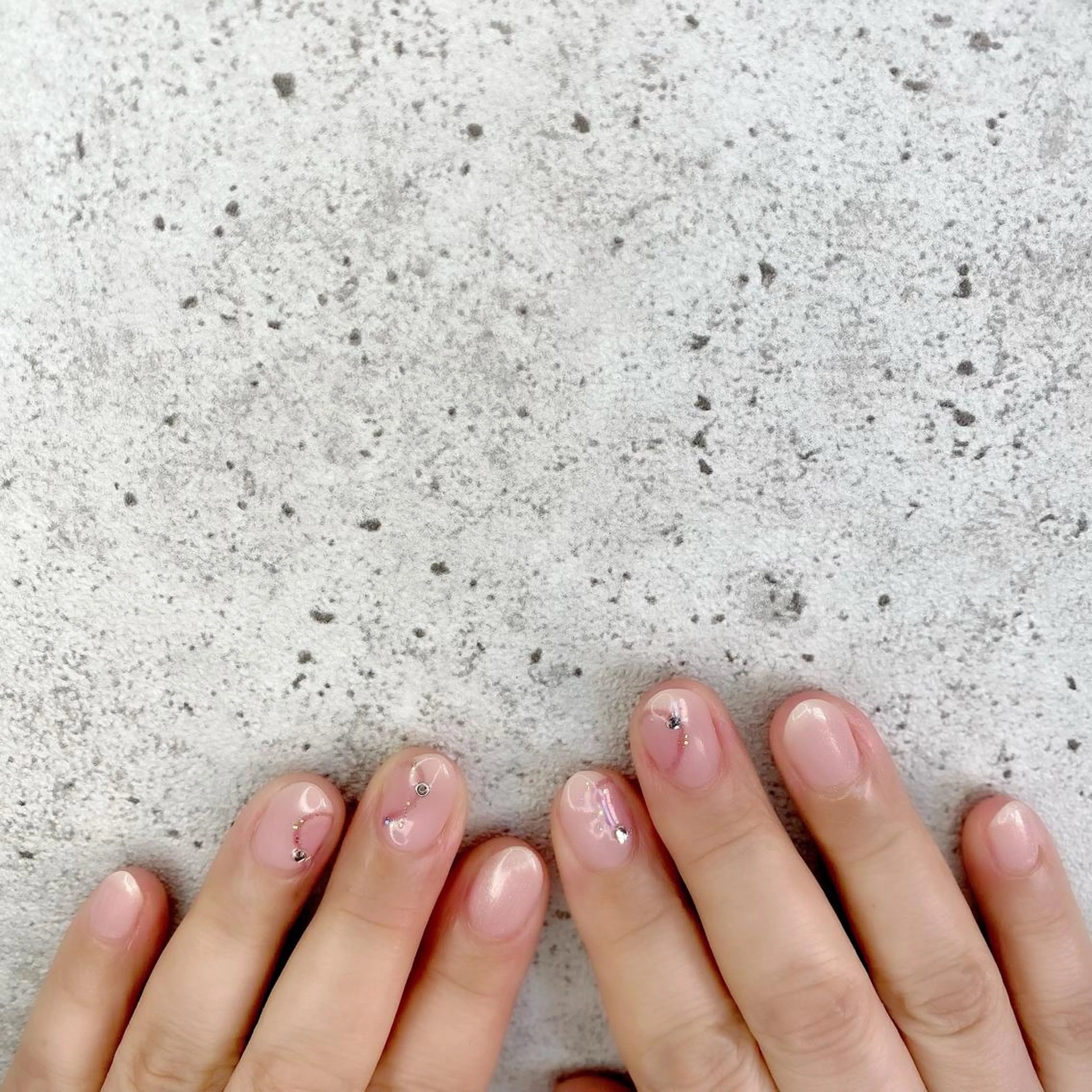 ショート カラー パーマ ヘアアレンジ メンズ キッズ ネイル マツエク・マツパ アイブロウ ピンクカラー 眉カラー カラーマツエク ナチュラル クリアネイル ハンドネイル Salon Ｋのネイルデザイン