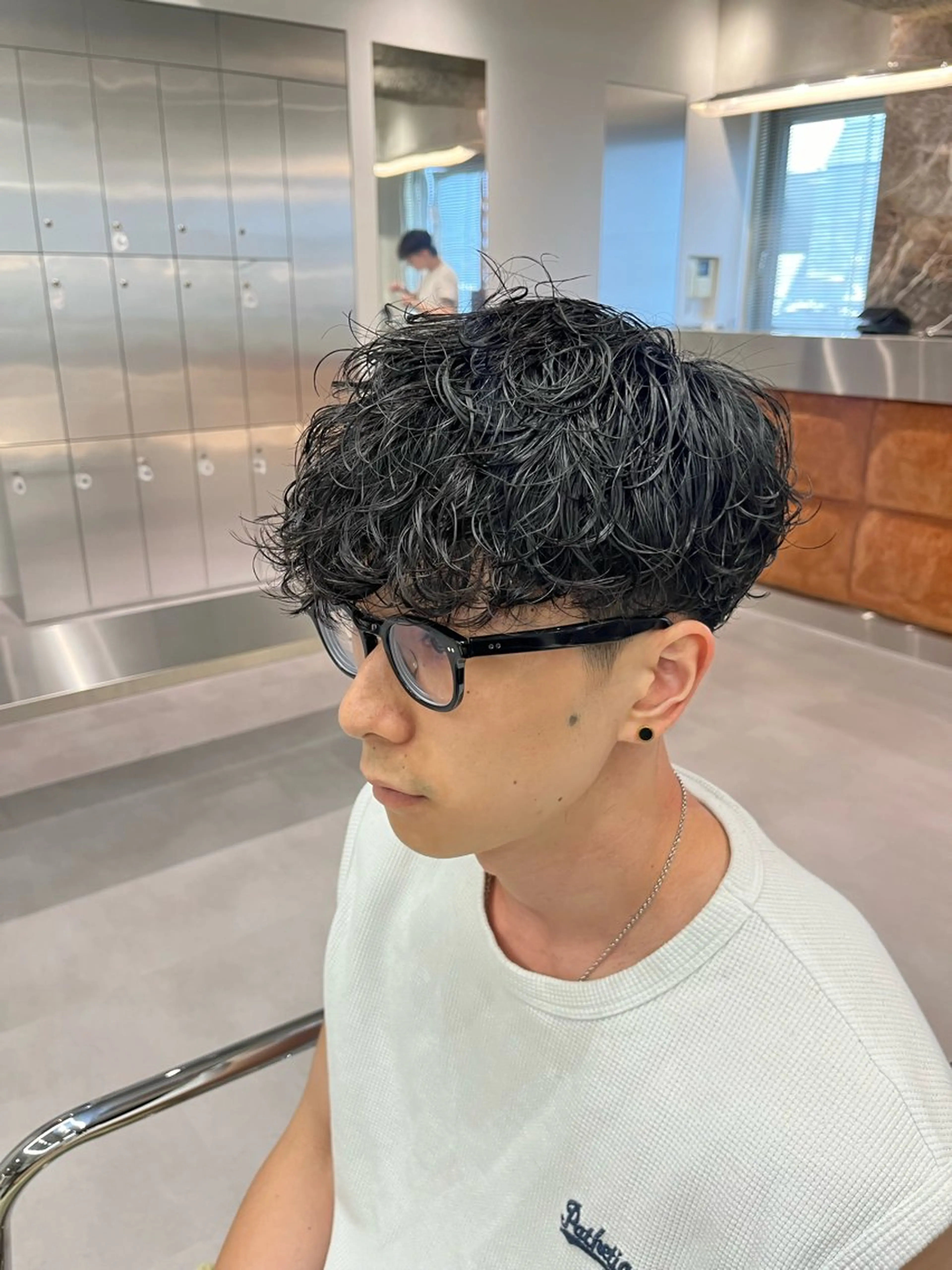 ショート パーマ メンズ ⚡メンズパーマフ ェードカットTomyのヘアスタイル