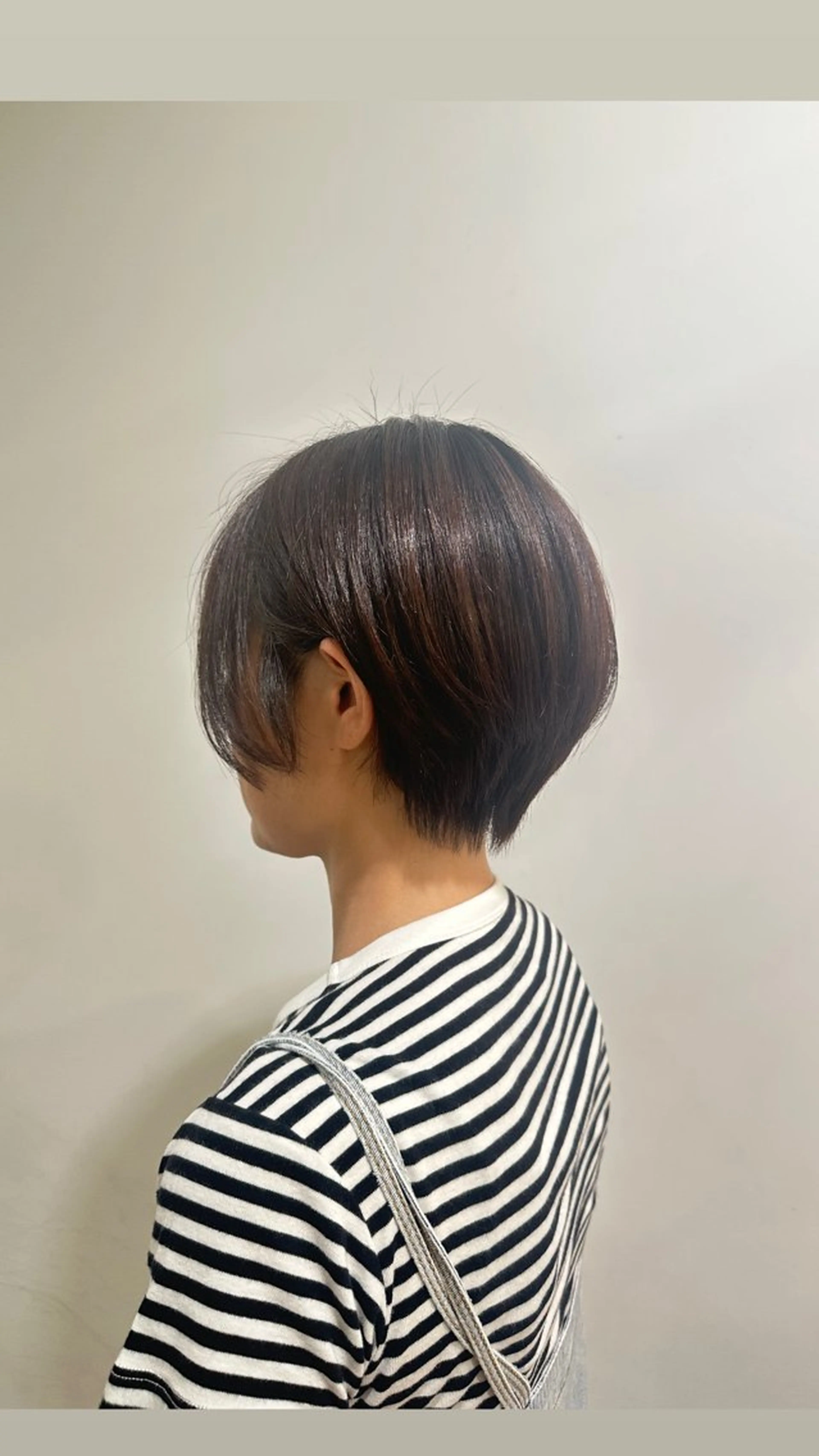 ショート こがねざわみさき 🦭透明感カラーのヘアスタイル