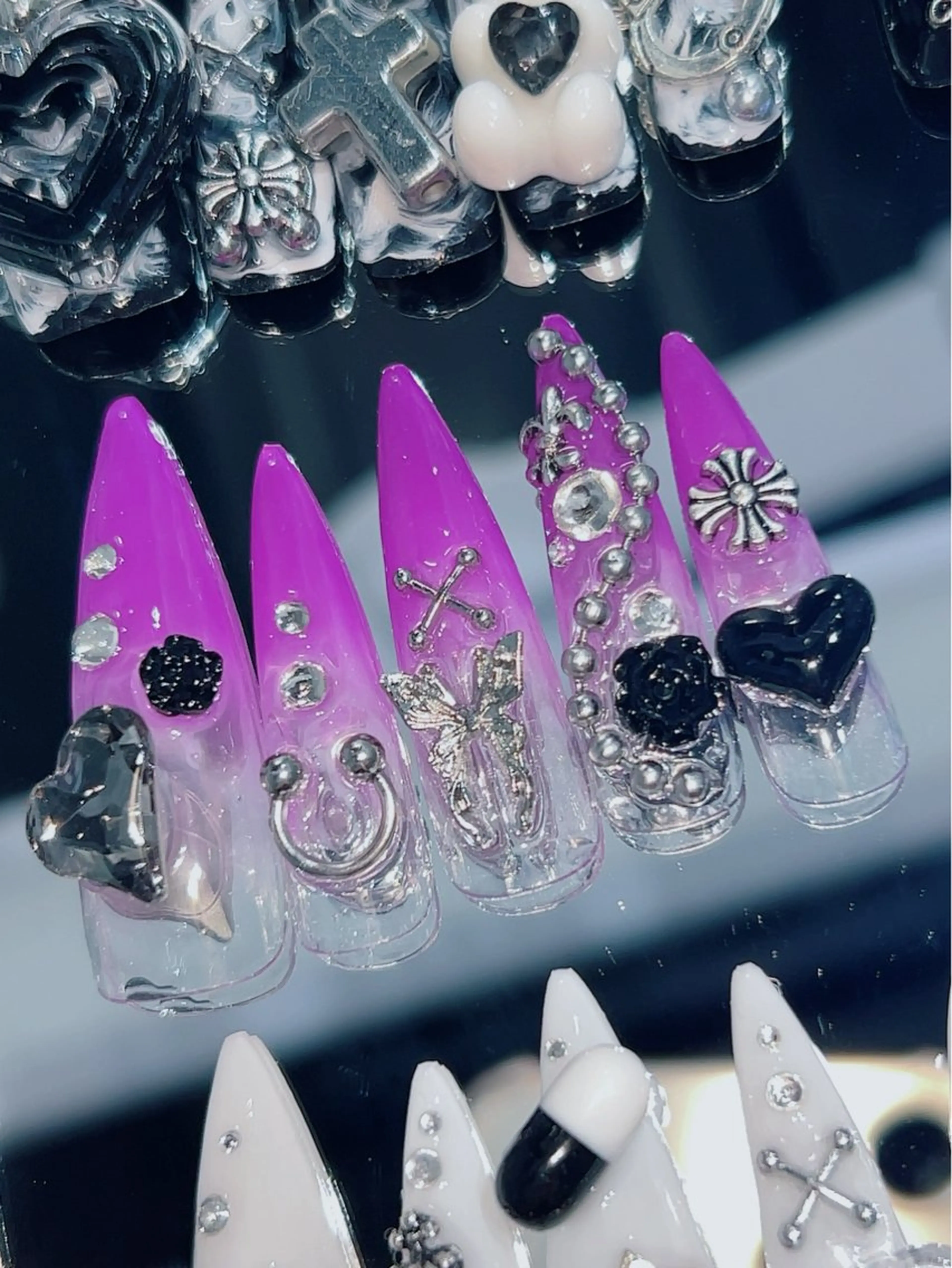 ネイル ネイルチップ NOLIMIT yukiのネイルデザイン