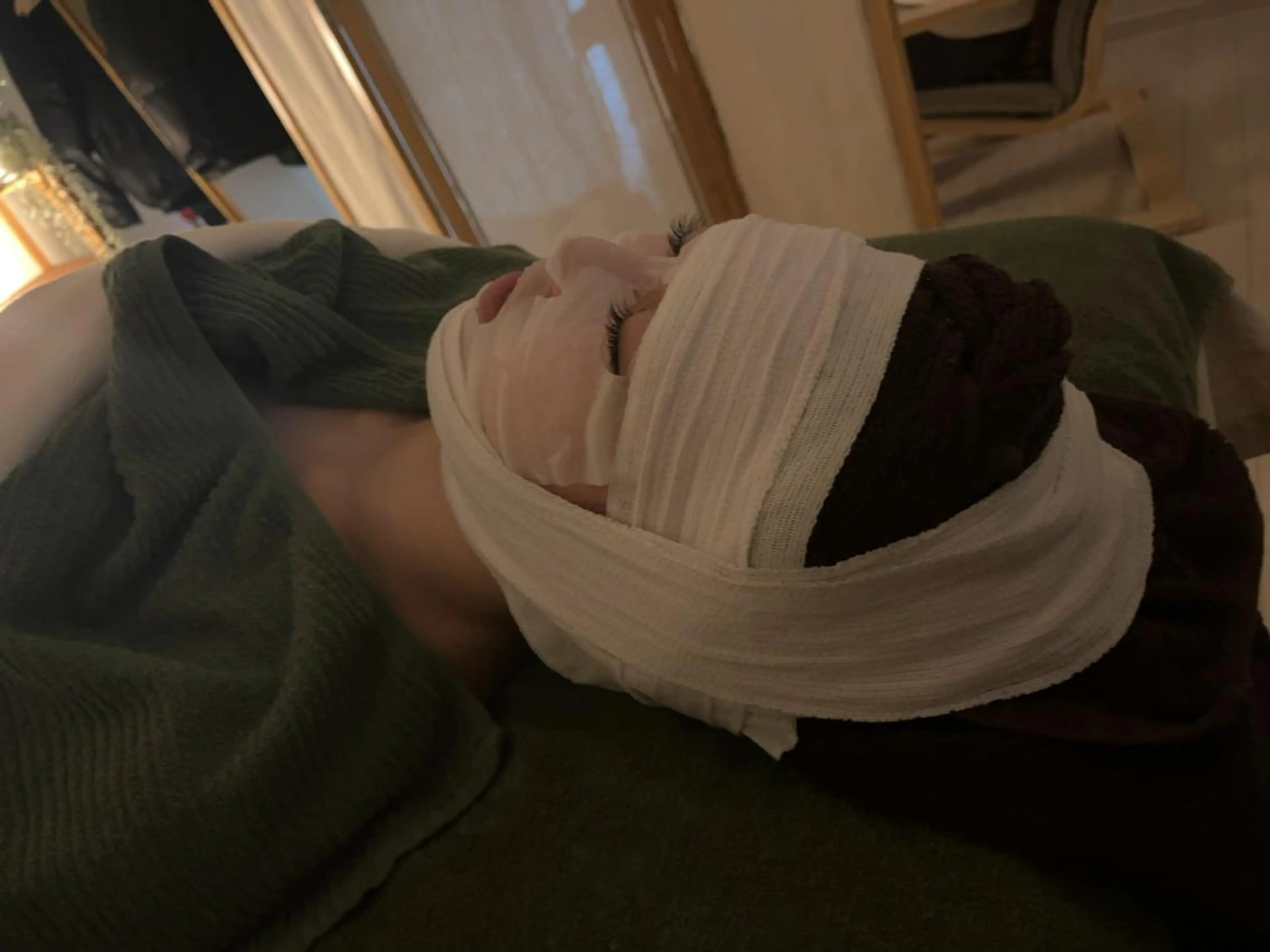 ショート カラー パーマ ヘアアレンジ メンズ キッズ ネイル マツエク・マツパ アイブロウ エステ リラク 頭痛•小顔専門 温ヘッド【jiu】のエステ・リラクイメージ