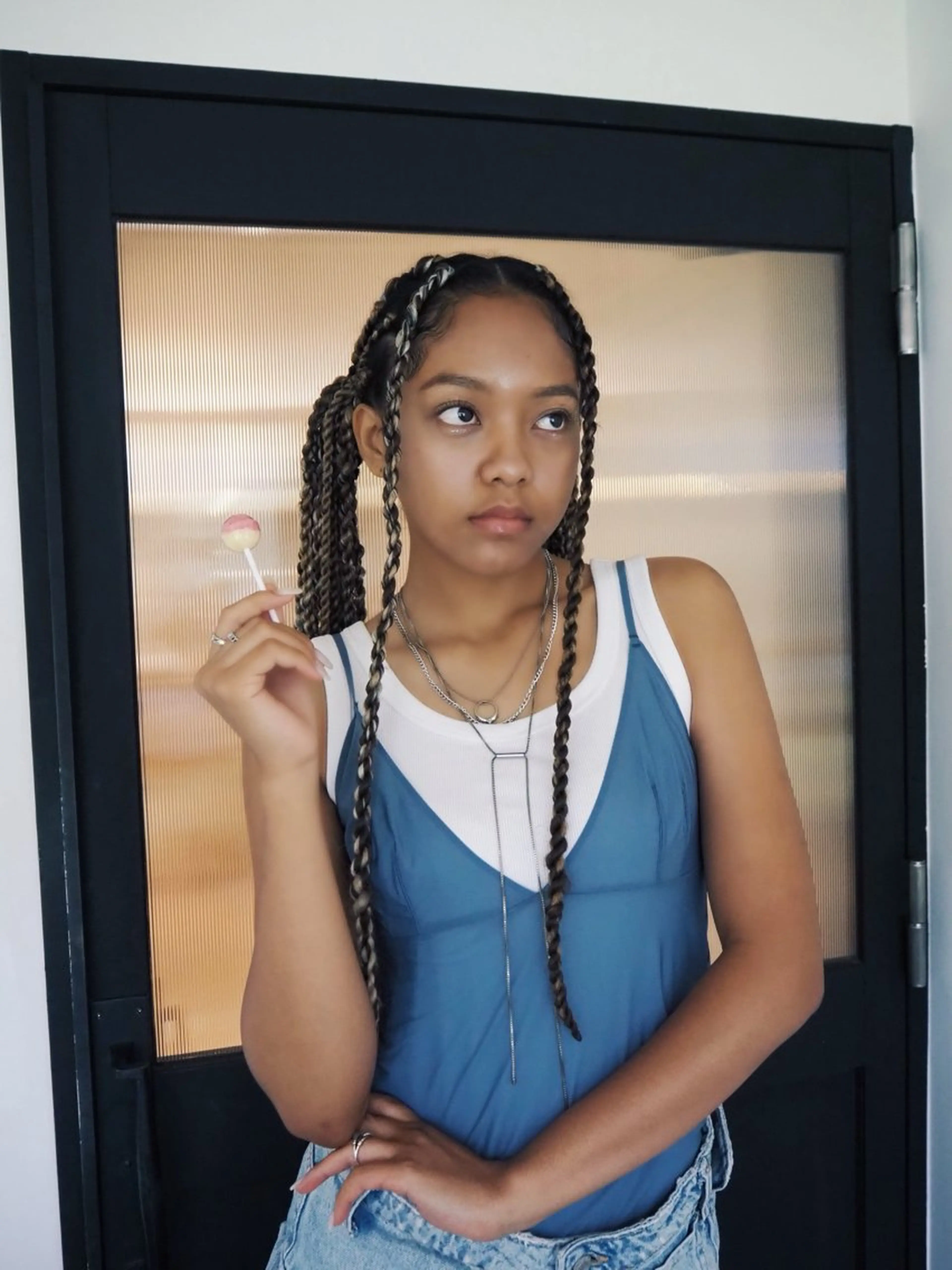 ロング カラー くすみカラー/海外 レイヤー/ ローレンのヘアスタイル