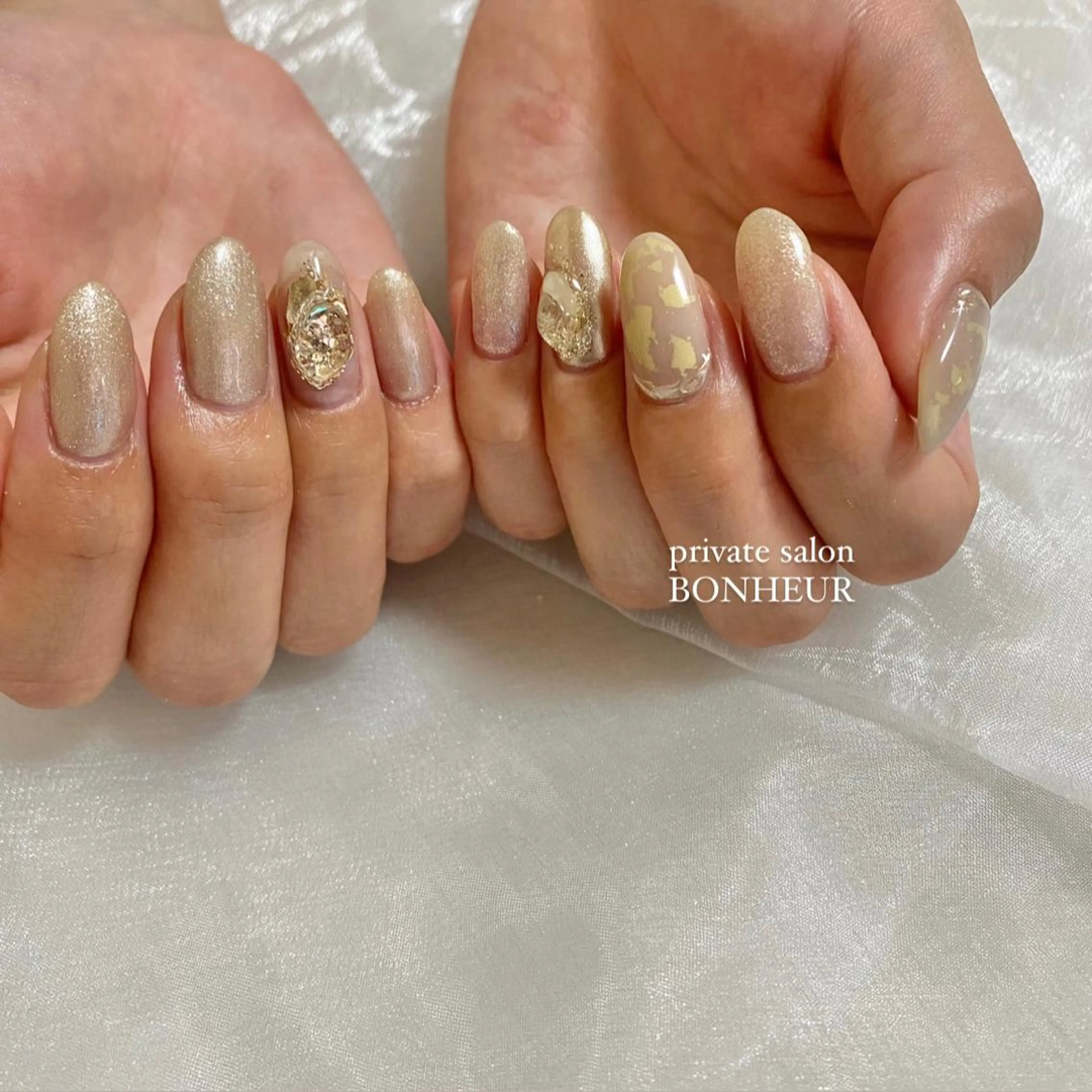 ネイル ハンドネイル BONHEUR Annaのネイルデザイン