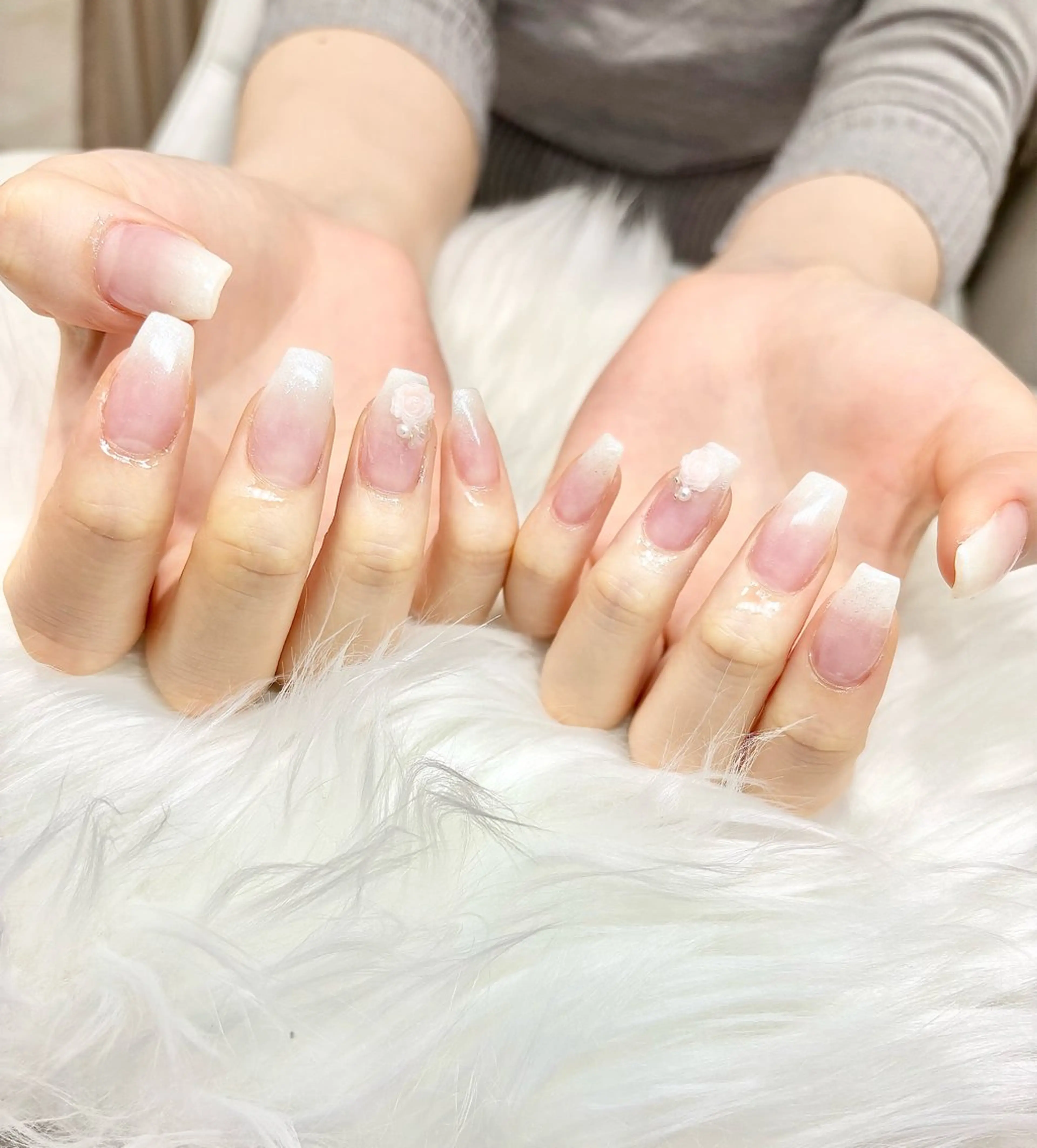 ネイル アートネイル フレンチネイル キラキラネイル 韓国ネイル マグネットネイル VOXJAPAN CHIYURIのネイルデザイン