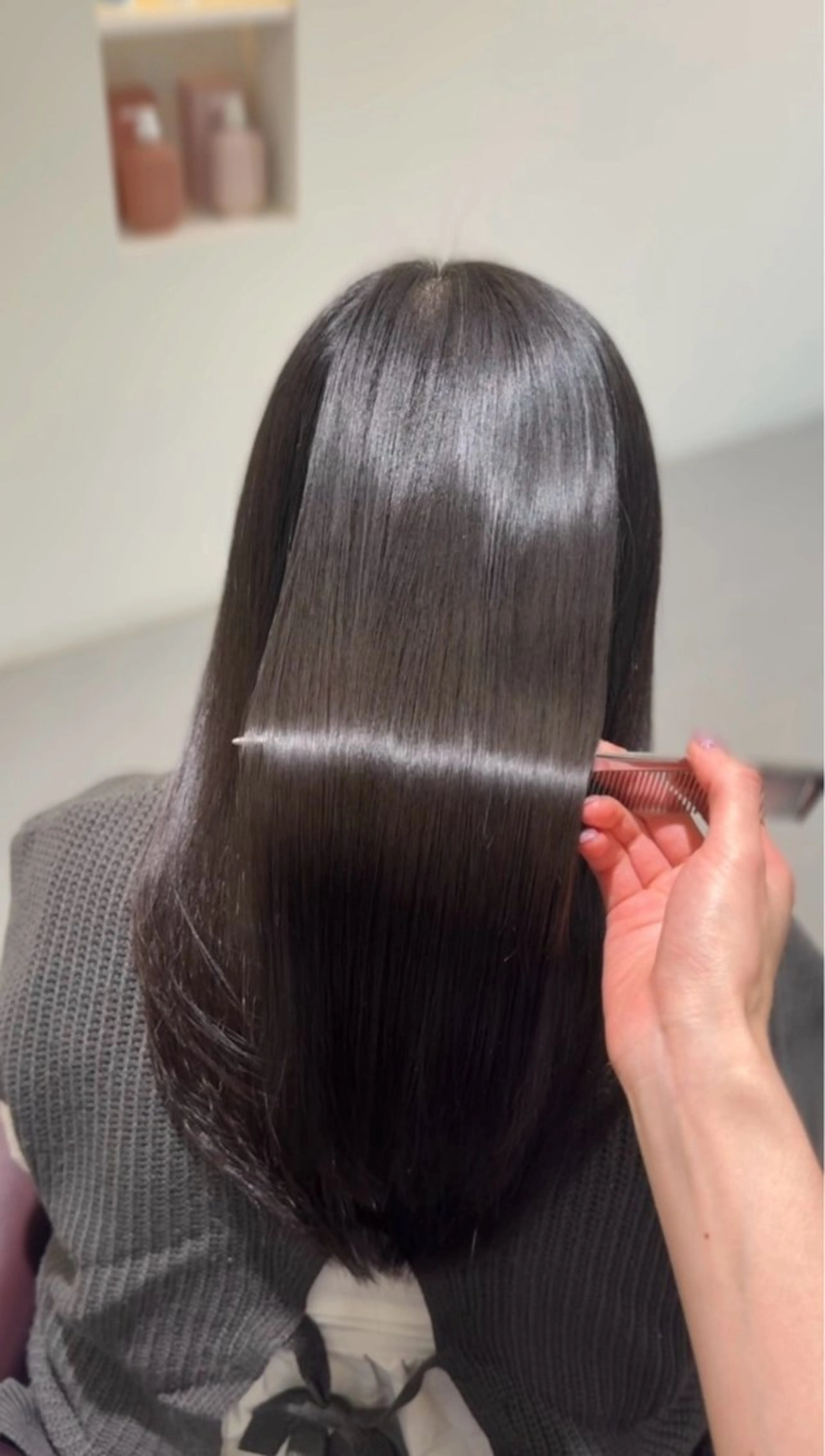 ロング カット トリートメント ️🫧透明感カラー& 髪質改善🎀いさきのヘアスタイル