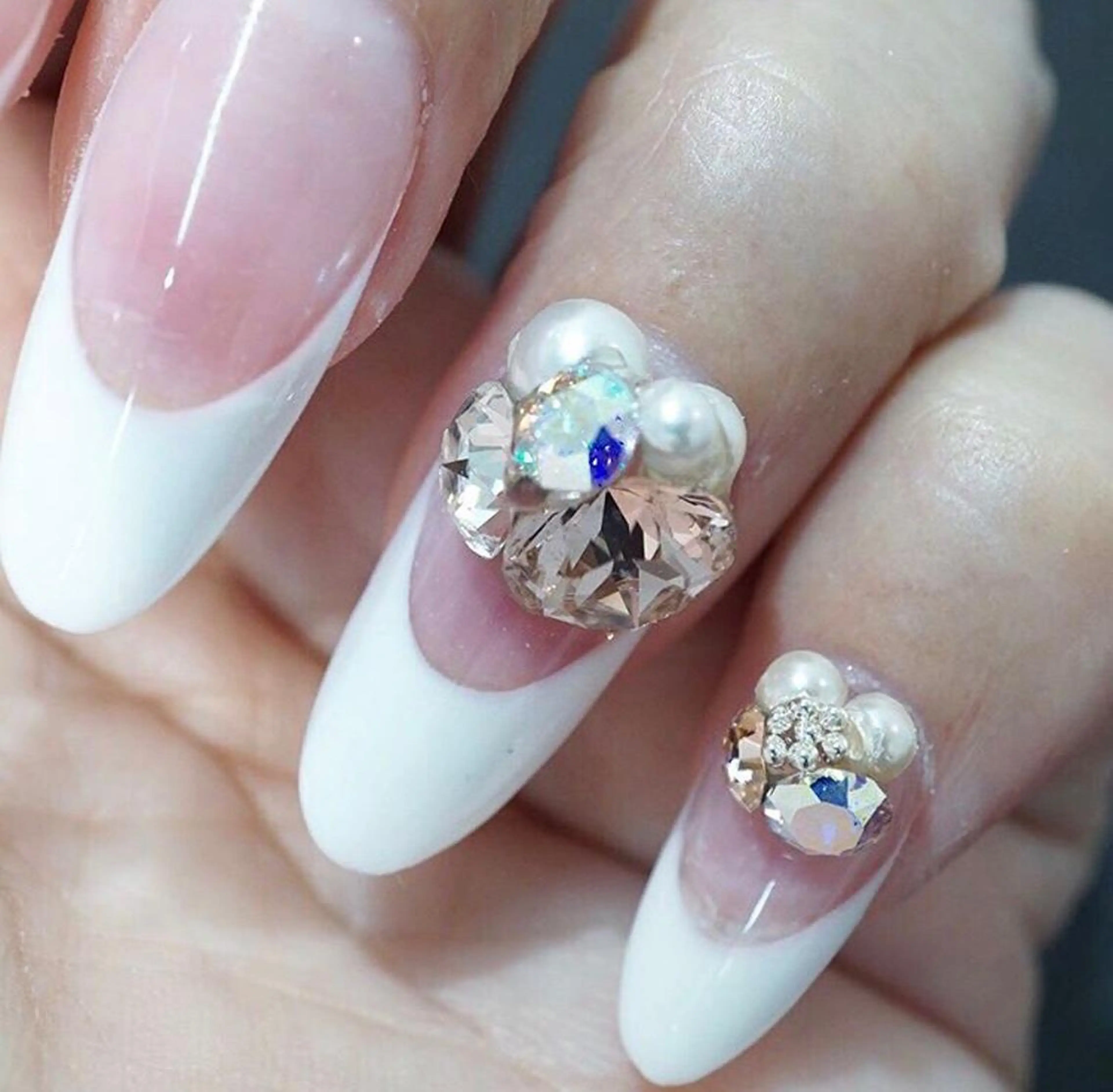 フレンチネイルの写真