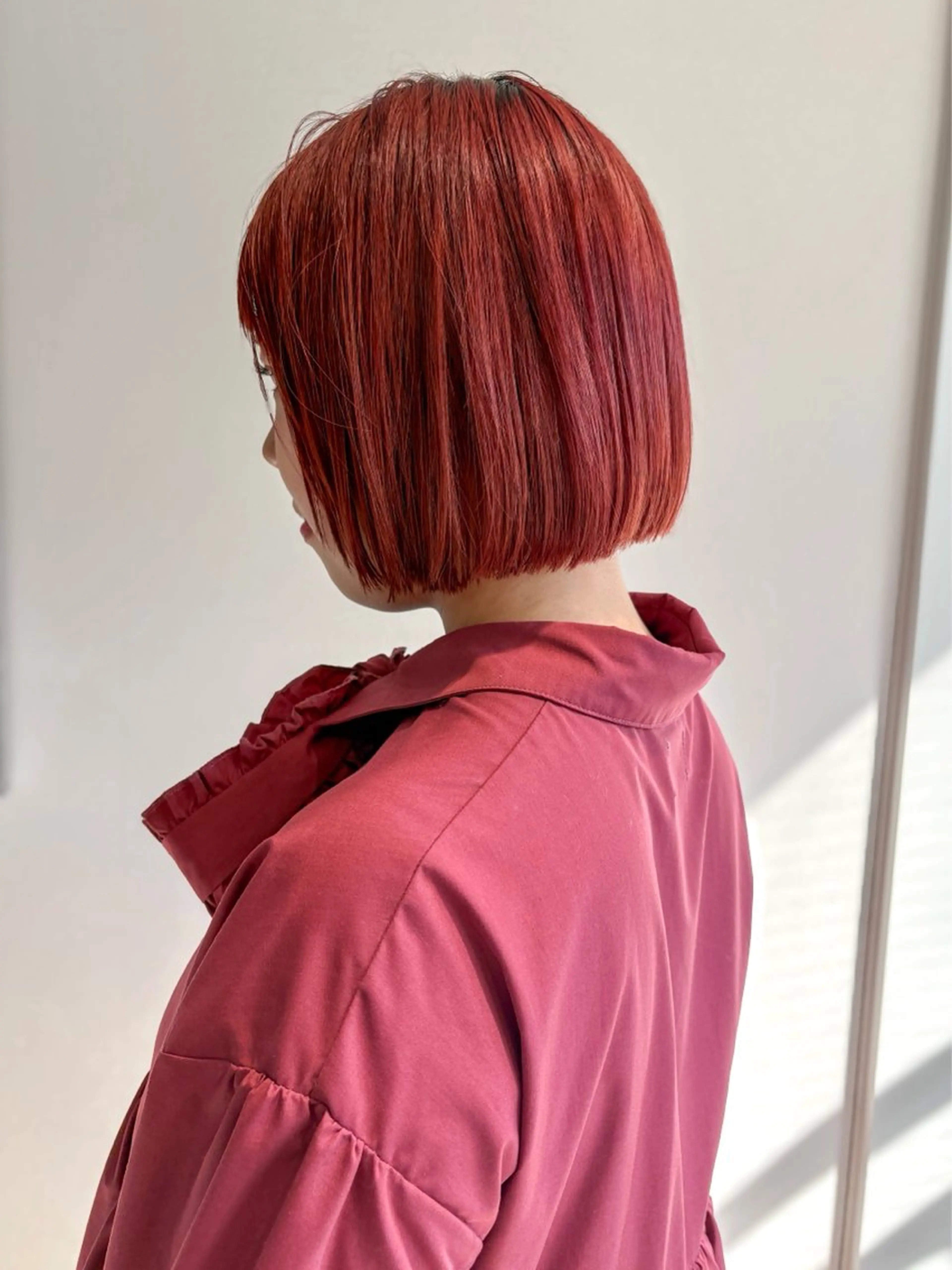 ショート カラー ボブレイヤー レッドカラー ボブ くびれヘア 髪質改善 カット ヘアカラー トリートメント ボブ/髪質改善/ レイヤー/池澤慎人のヘアスタイル