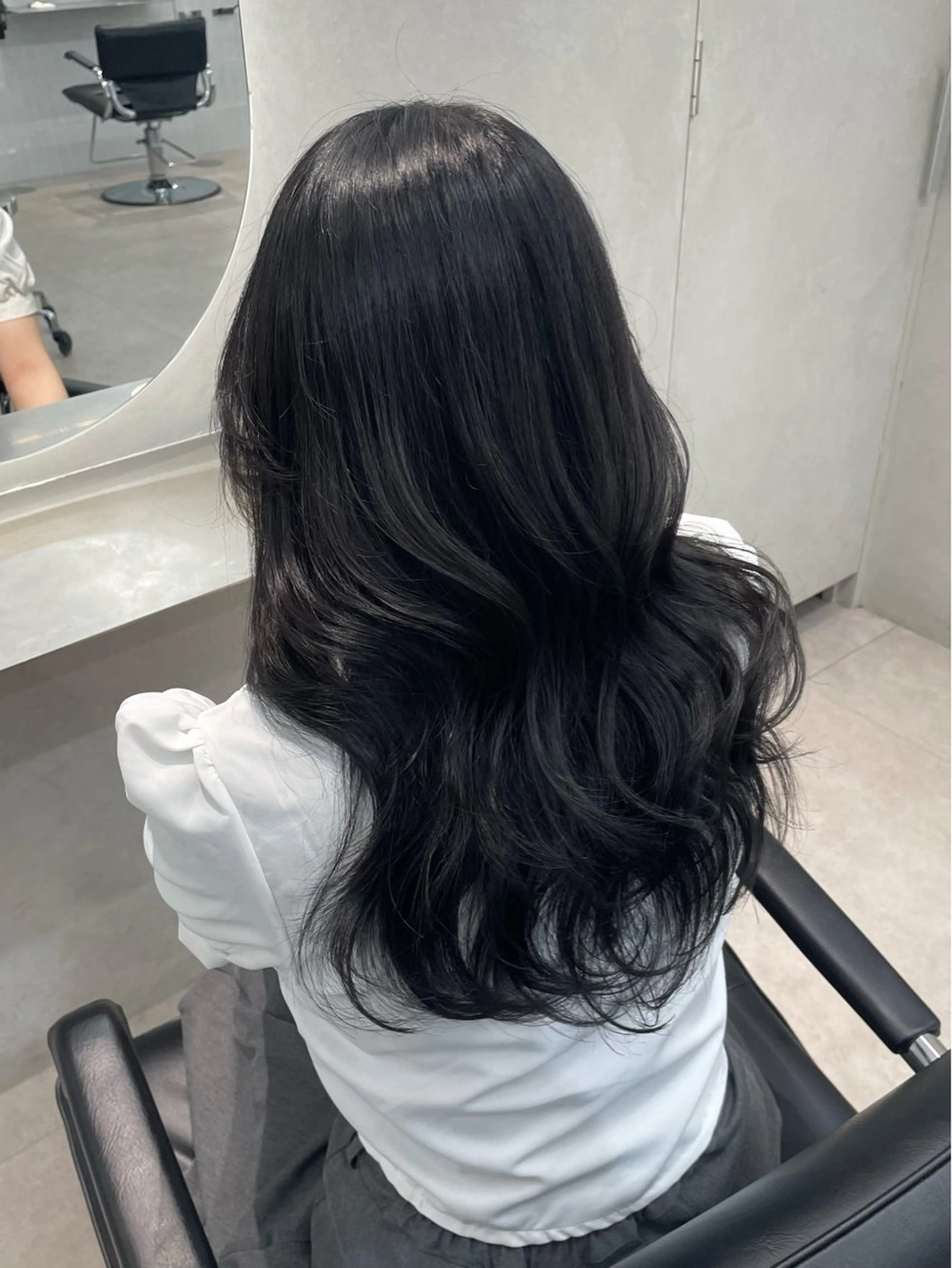 ロング カラー アッシュ アッシュブラウン ベージュカラー ブラウンカラー 透明感カラー ヘアカラー 表参道/透明感 グレージュ/ブラウンのヘアスタイル