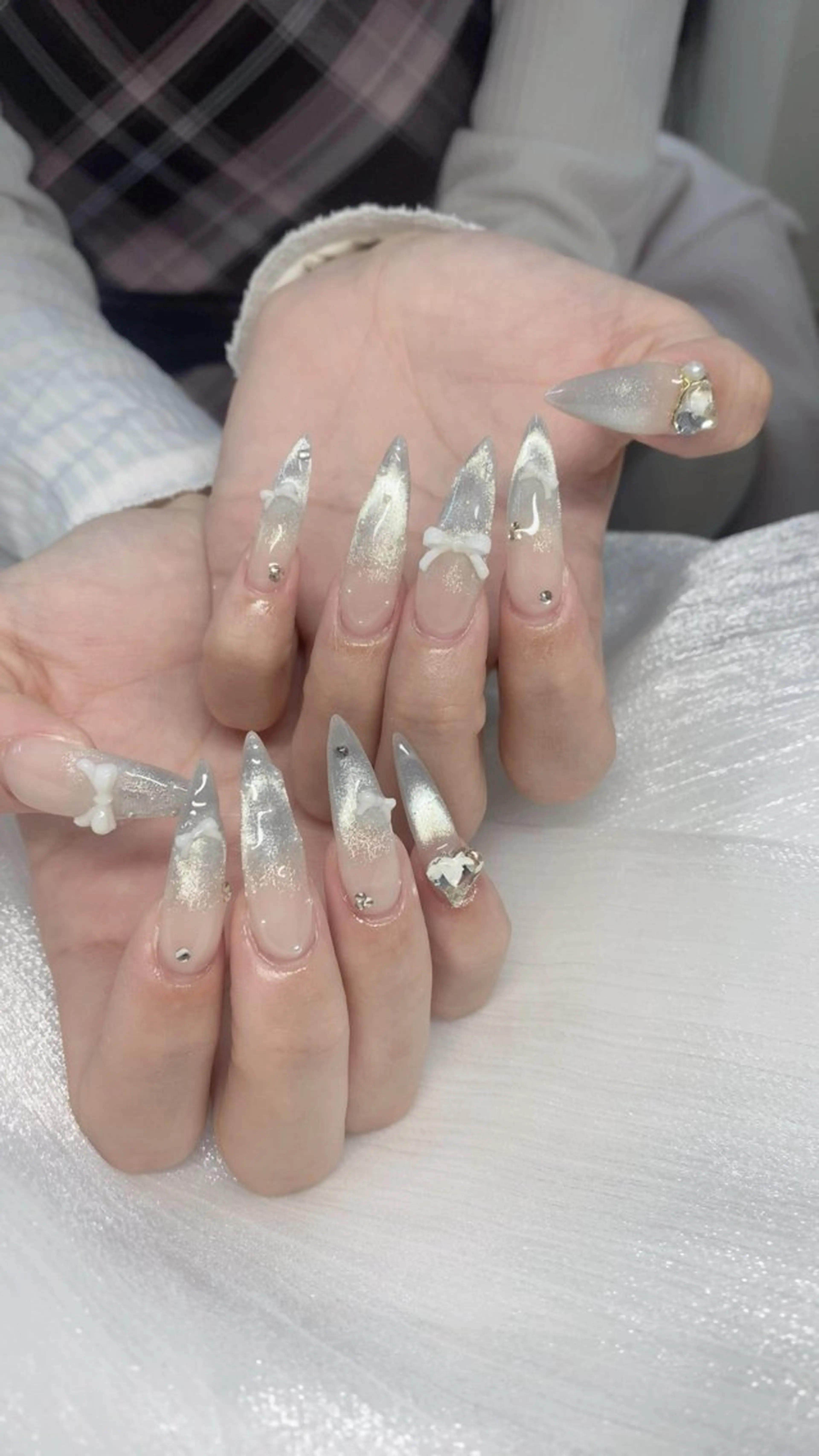 ネイル べっ甲ネイル チークネイル フラッシュネイル フレンチネイル グラデーション ハンドネイル ハンドケア Rena_Rei Nailsのネイルデザイン
