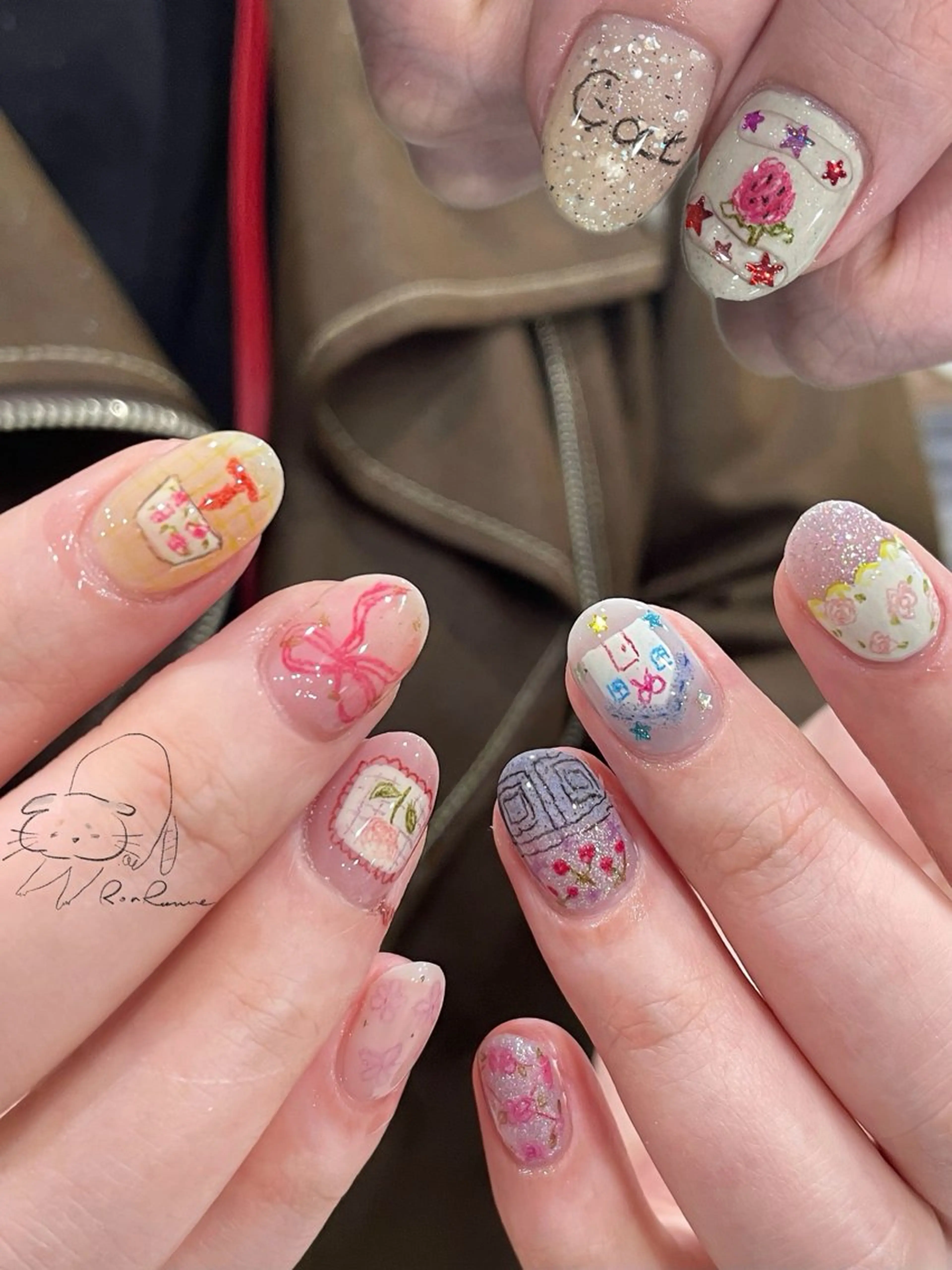 ネイル オーロラネイル 長さ出し フレンチネイル ジェルネイル ミラーネイル ハンドネイル ronronne .のネイルデザイン