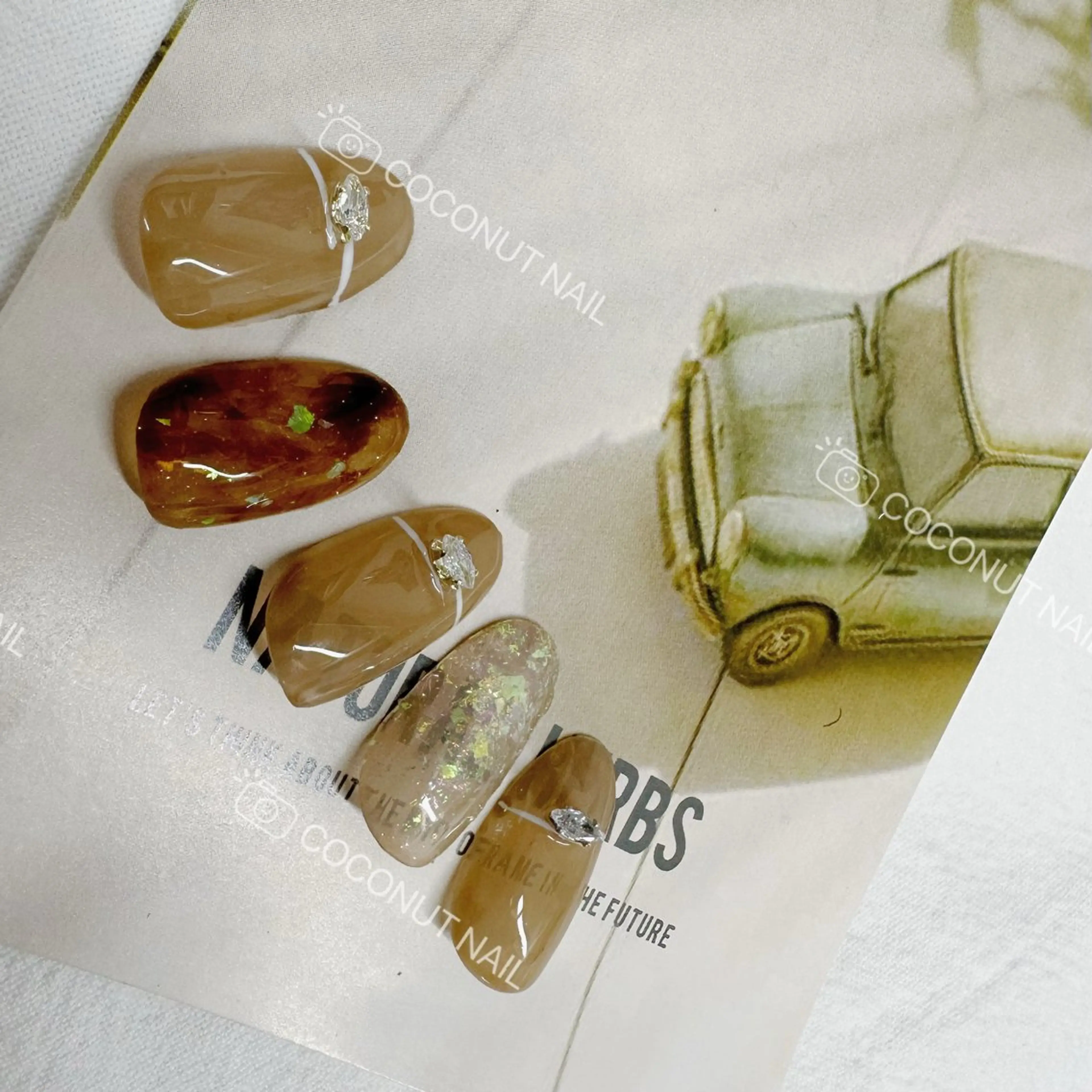 ネイル ニュアンスネイル ハンドネイル 神田 ココナッツのネイルデザイン