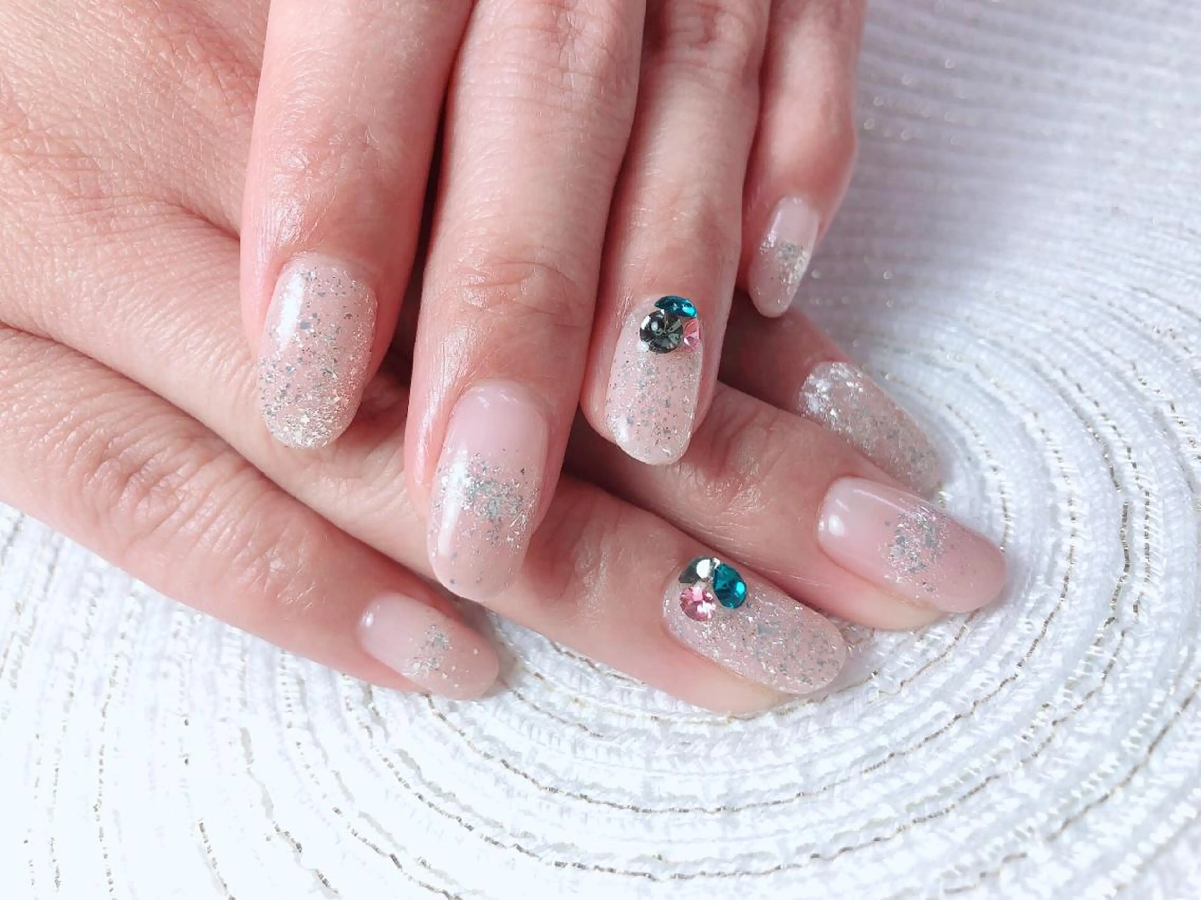 ネイル グラデーション 石原 夕華のネイルデザイン