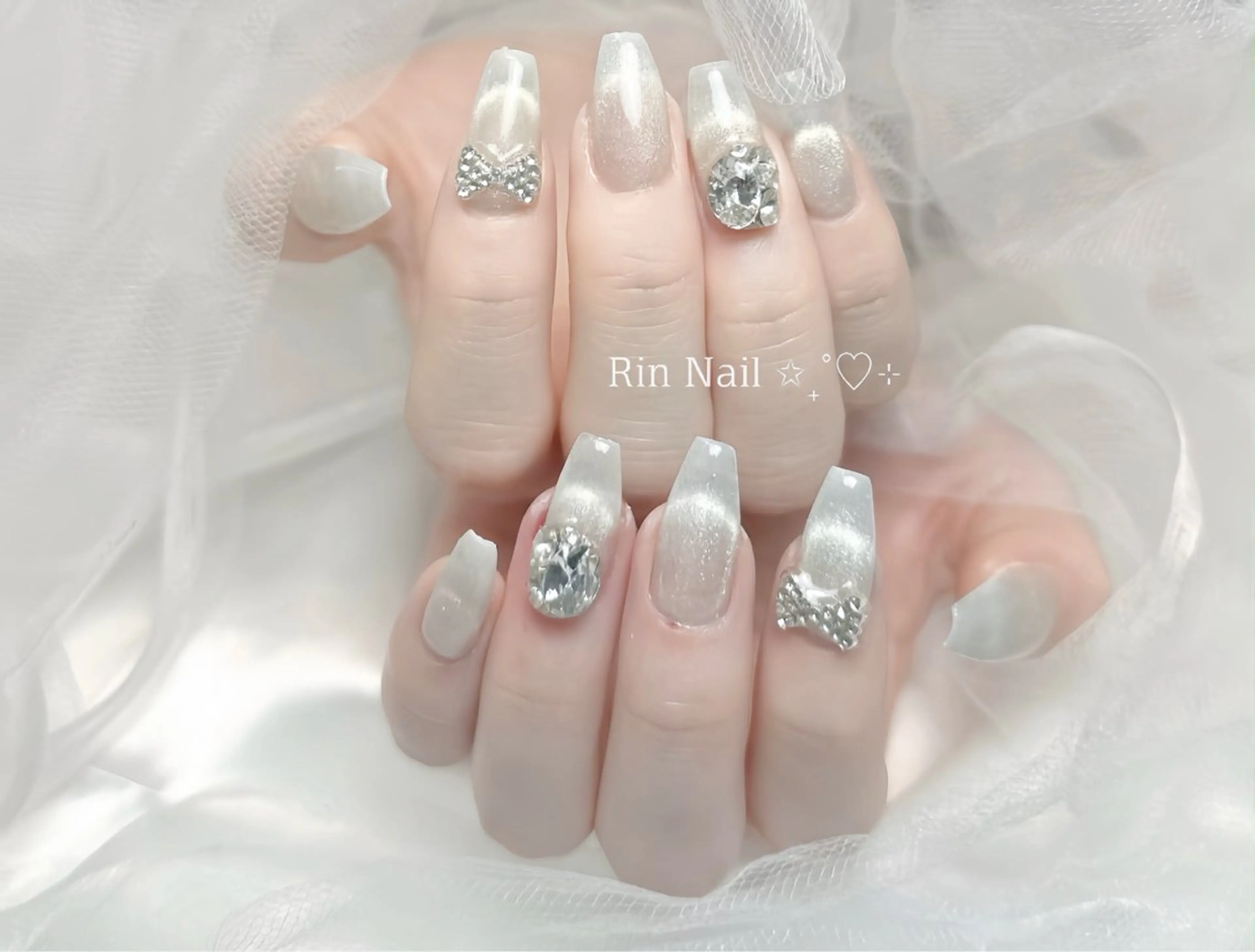 ネイル ボルドー フレンチネイル グラデーション キラキラネイル 韓国ネイル ハンドネイル Rin Nail Shinokuboのネイルデザイン