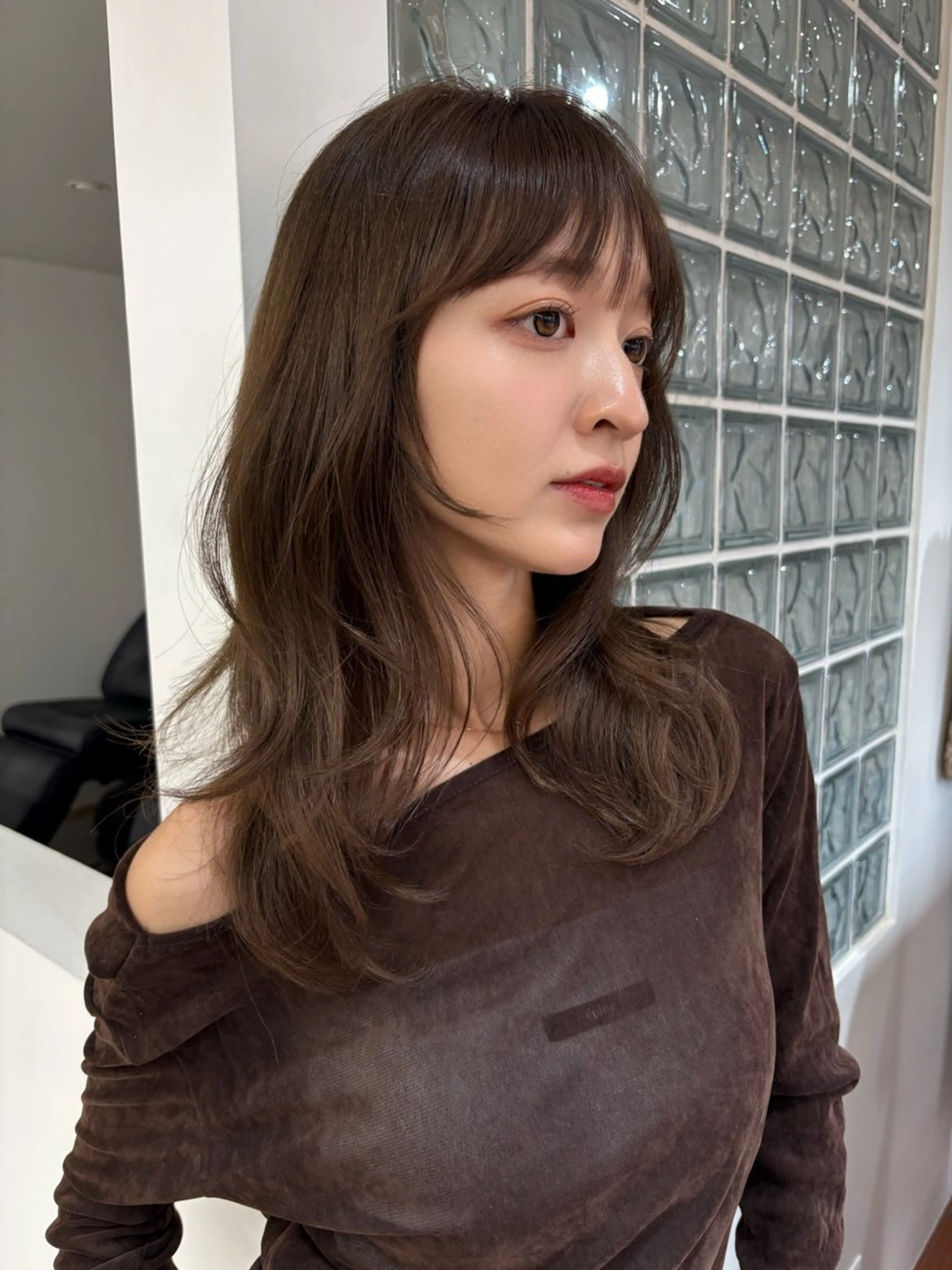 セミロング カラー カット ヘアカラー トリートメント 新實 ゆりあのヘアスタイル