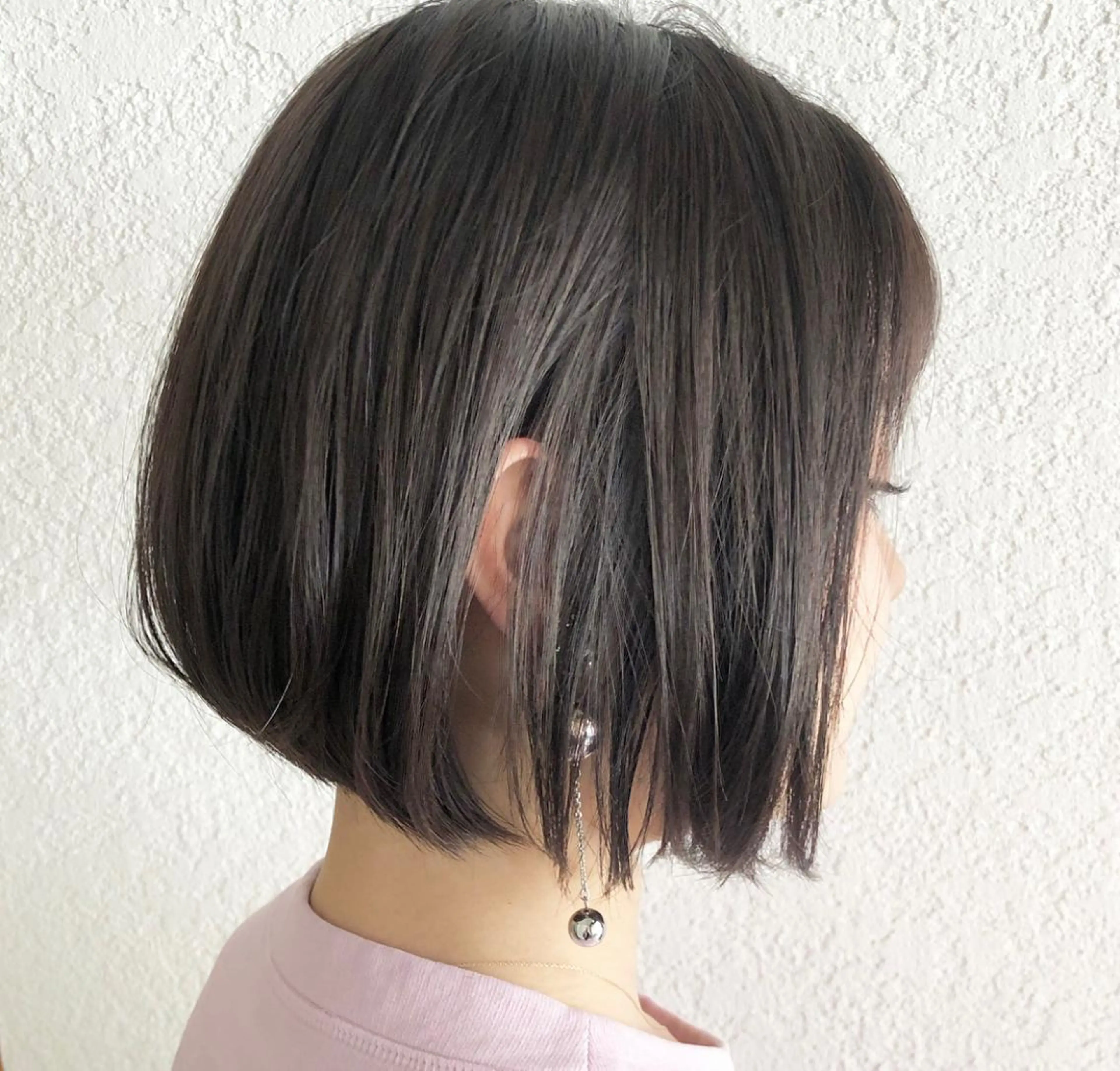 ショート カラー グレージュ ボブ 小顔カット AIR HEALのヘアスタイル