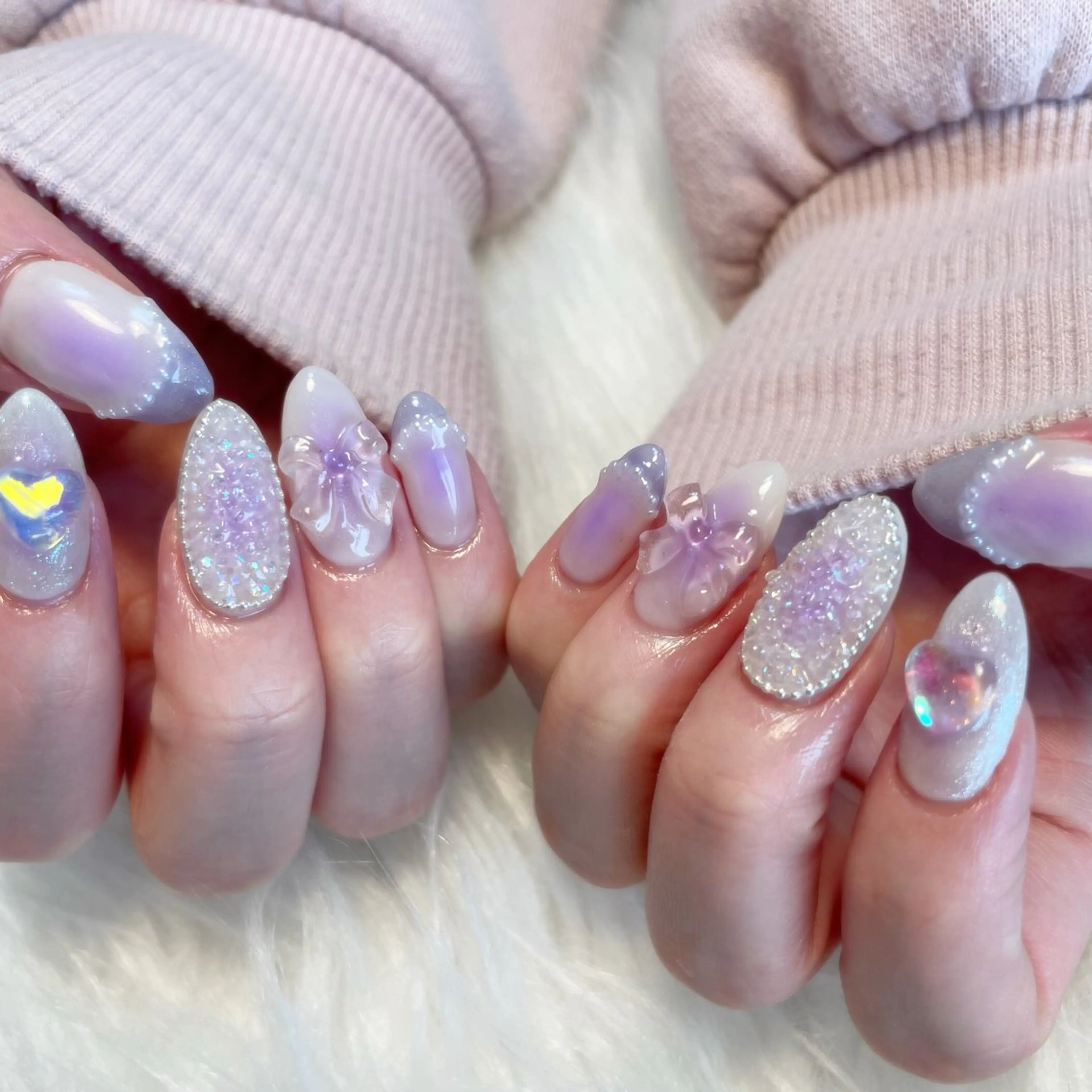 ネイル ハンドネイル ゴテゴテ💙ワンホン リオナのネイルデザイン