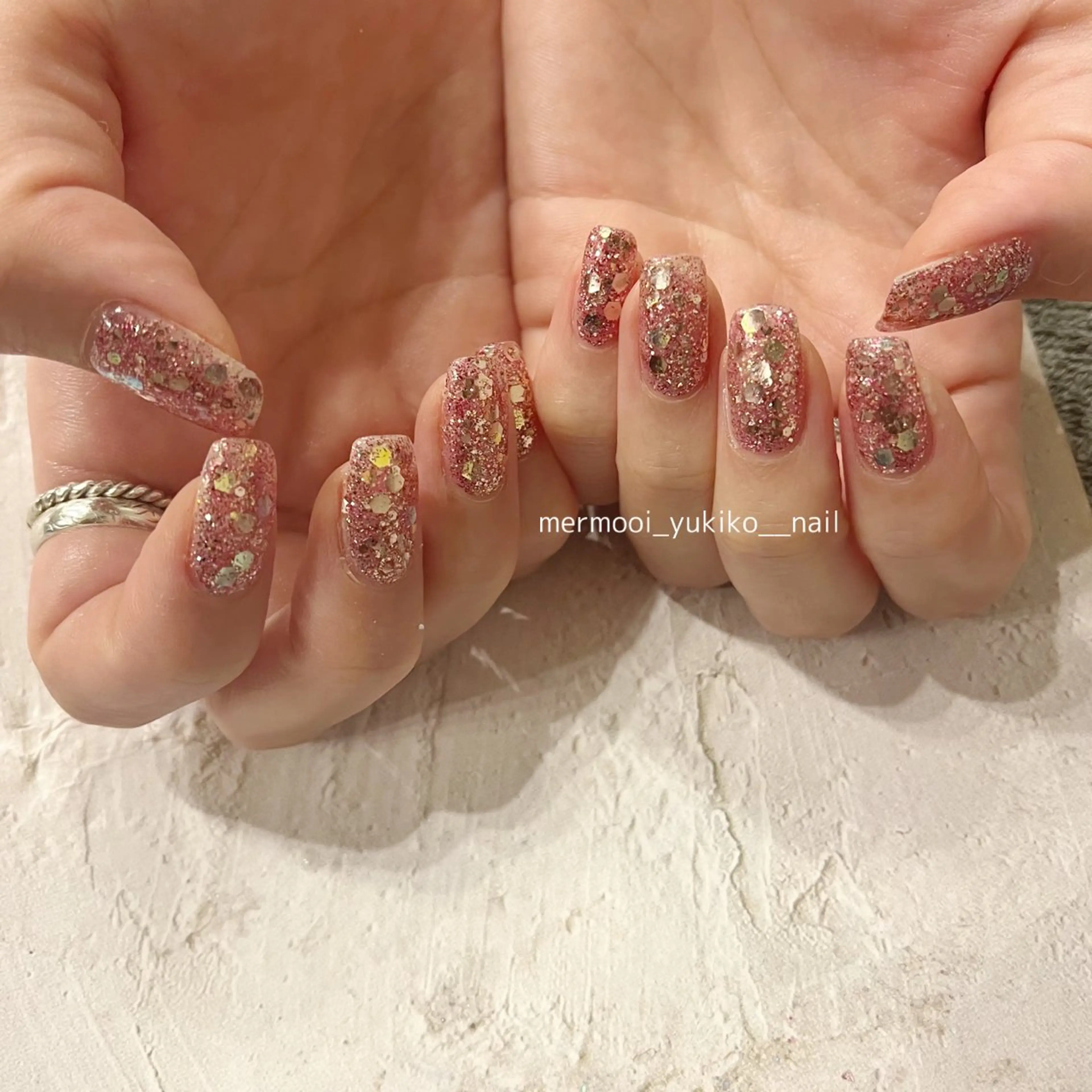 ネイル ジェルネイル ホログラムネイル キラキラネイル 韓国ネイル ラメ(グリッター) melumooi nailのネイルデザイン