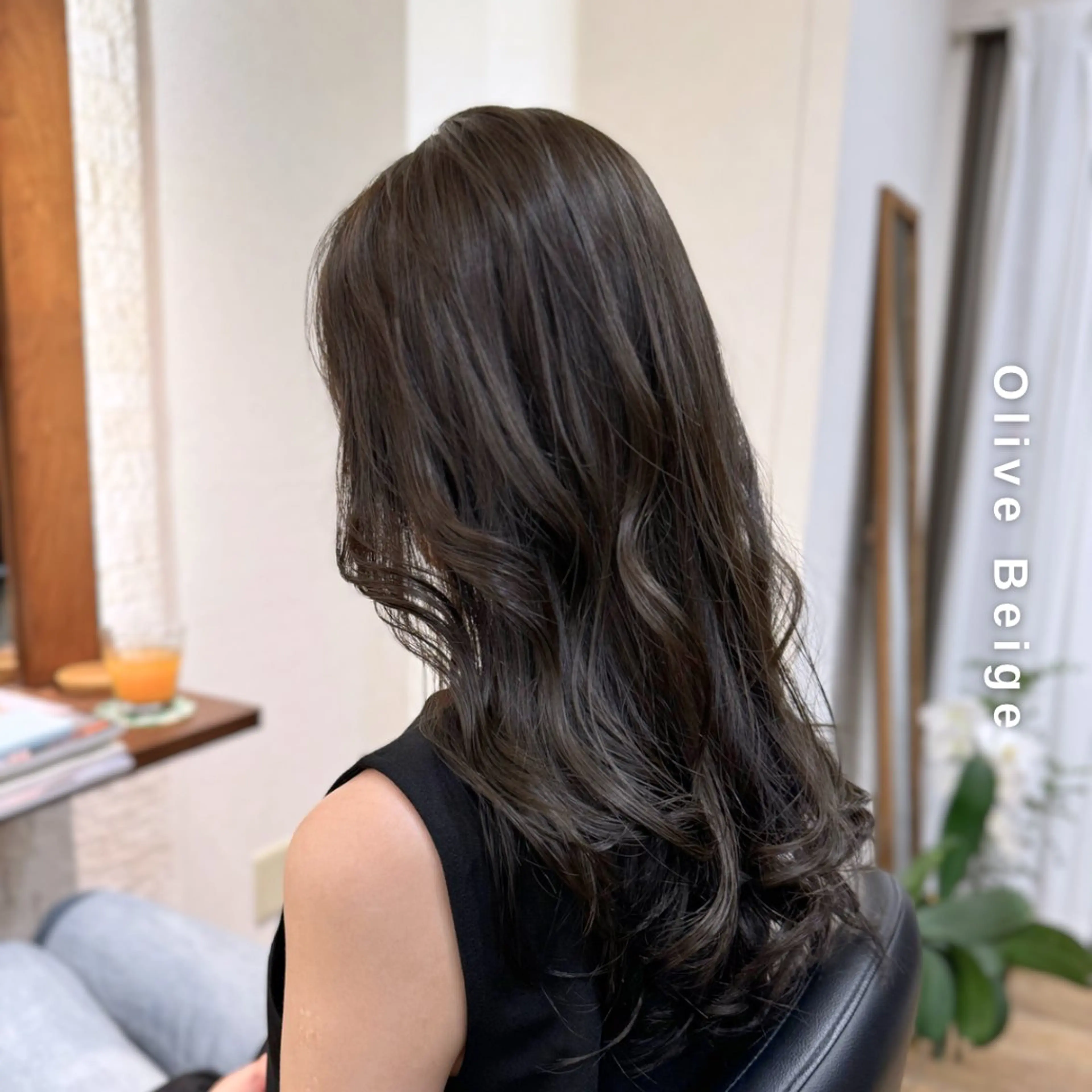 ロング カラー ベージュカラー 透明感カラー オリーブベージュ ヘアカラー トリートメント ヘアセット しんのすけ /モデルさん募集中のヘアスタイル