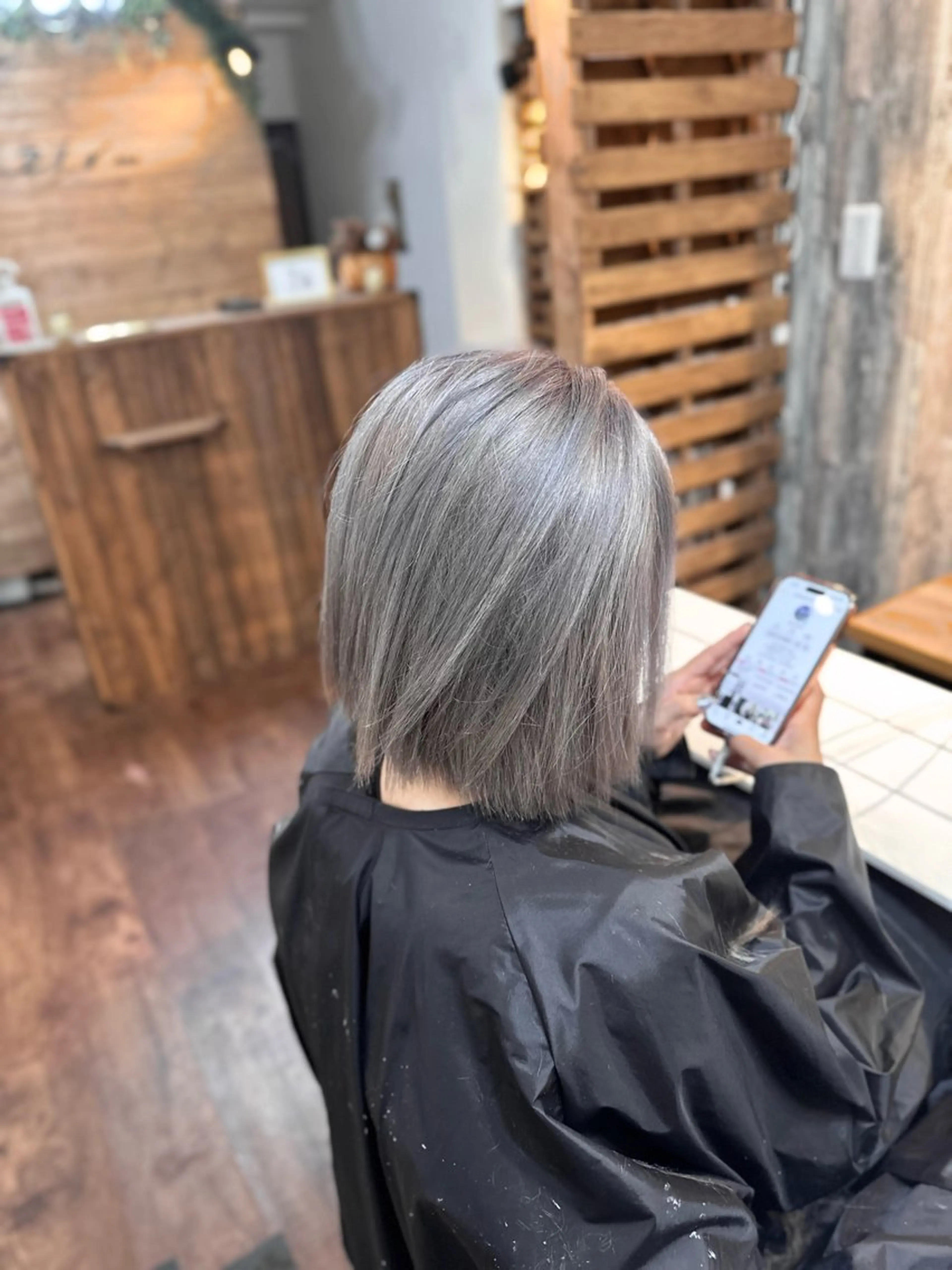 ミディアム カット ヘアカラー トリートメント Luzir⭐︎ GEN⭐︎のヘアスタイル