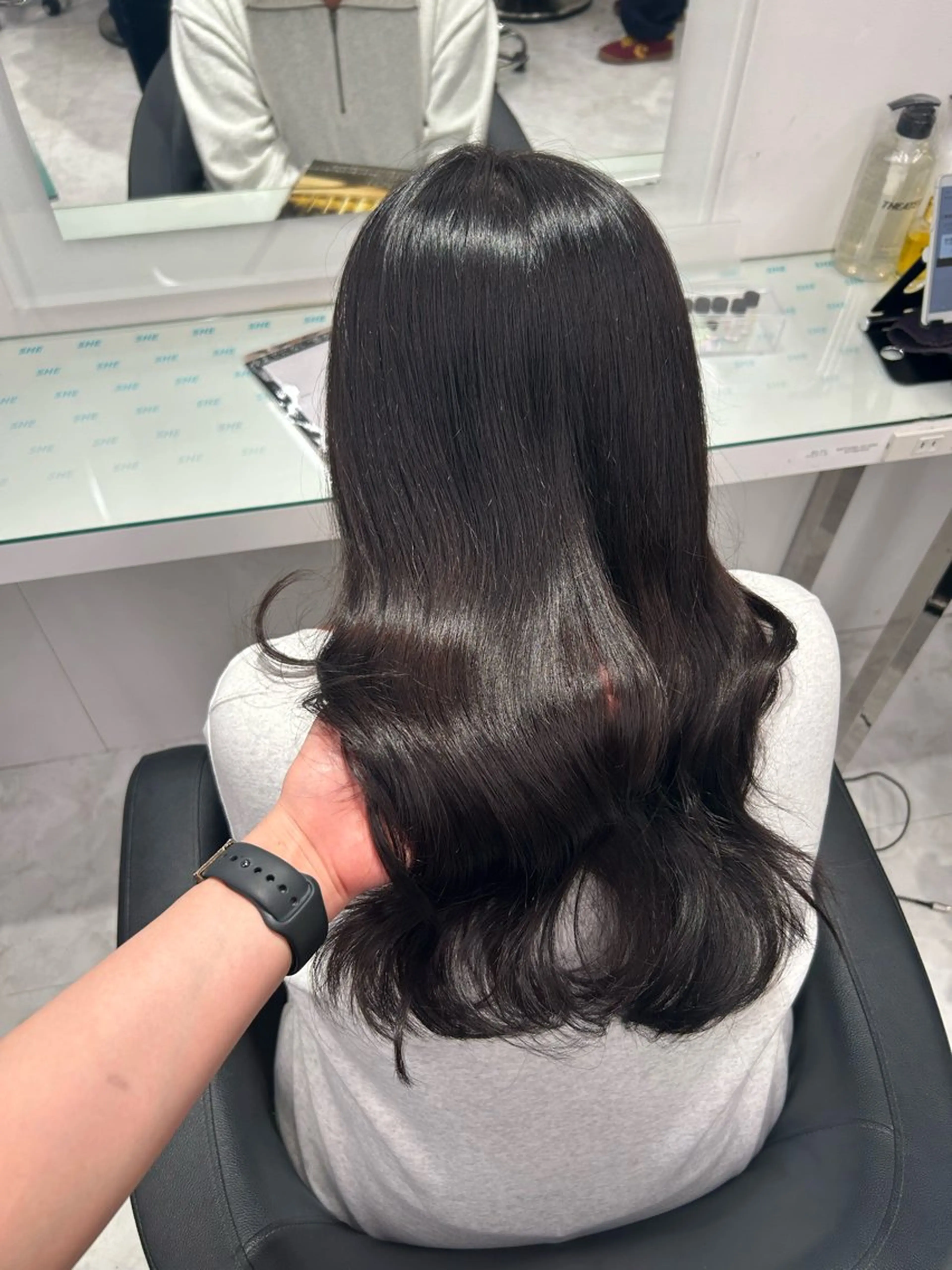 セミロング 🤍大人っぽ韓国暗髪 🤍Asuka🤍のヘアスタイル