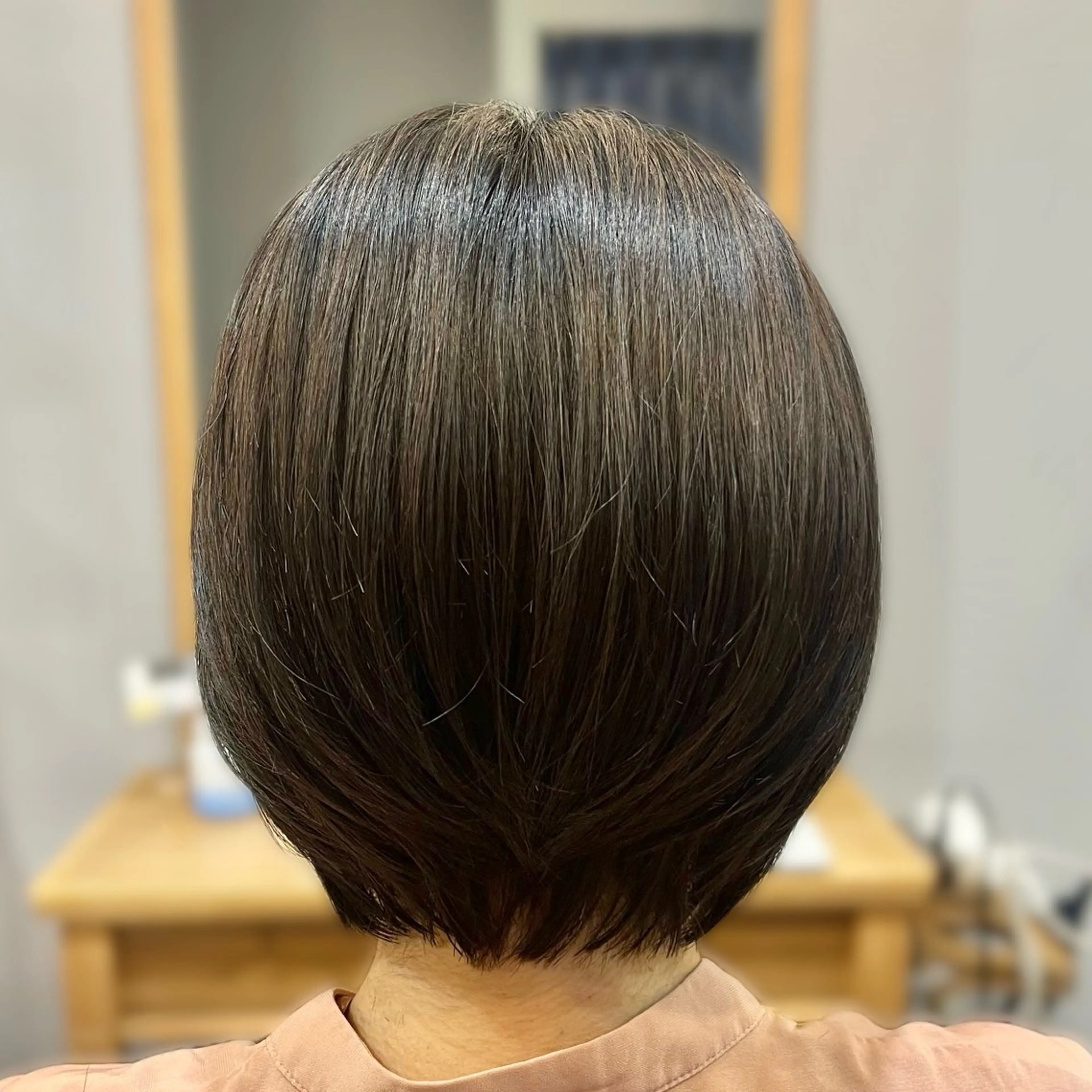 ショート カット 🌸 飯野 舞桜のヘアスタイル