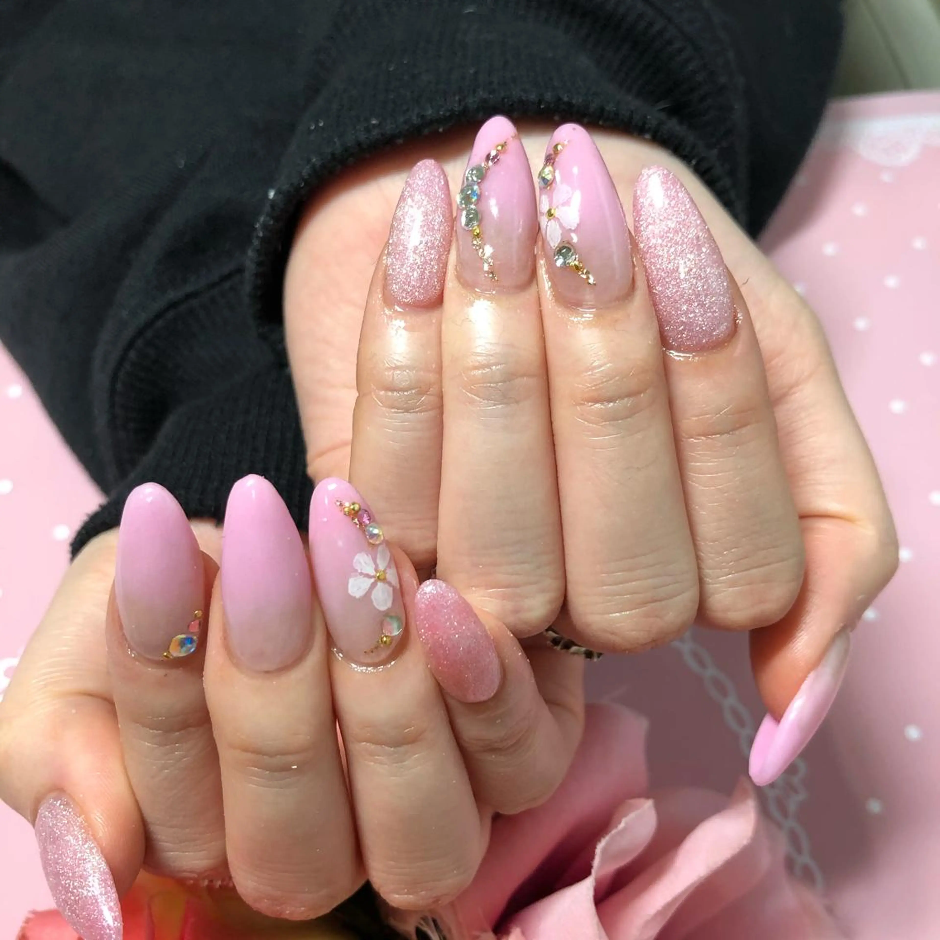 ミディアム ネイル ハンドネイル 《LB》ラブリエ Nail&eyeのマツエク・マツパデザイン