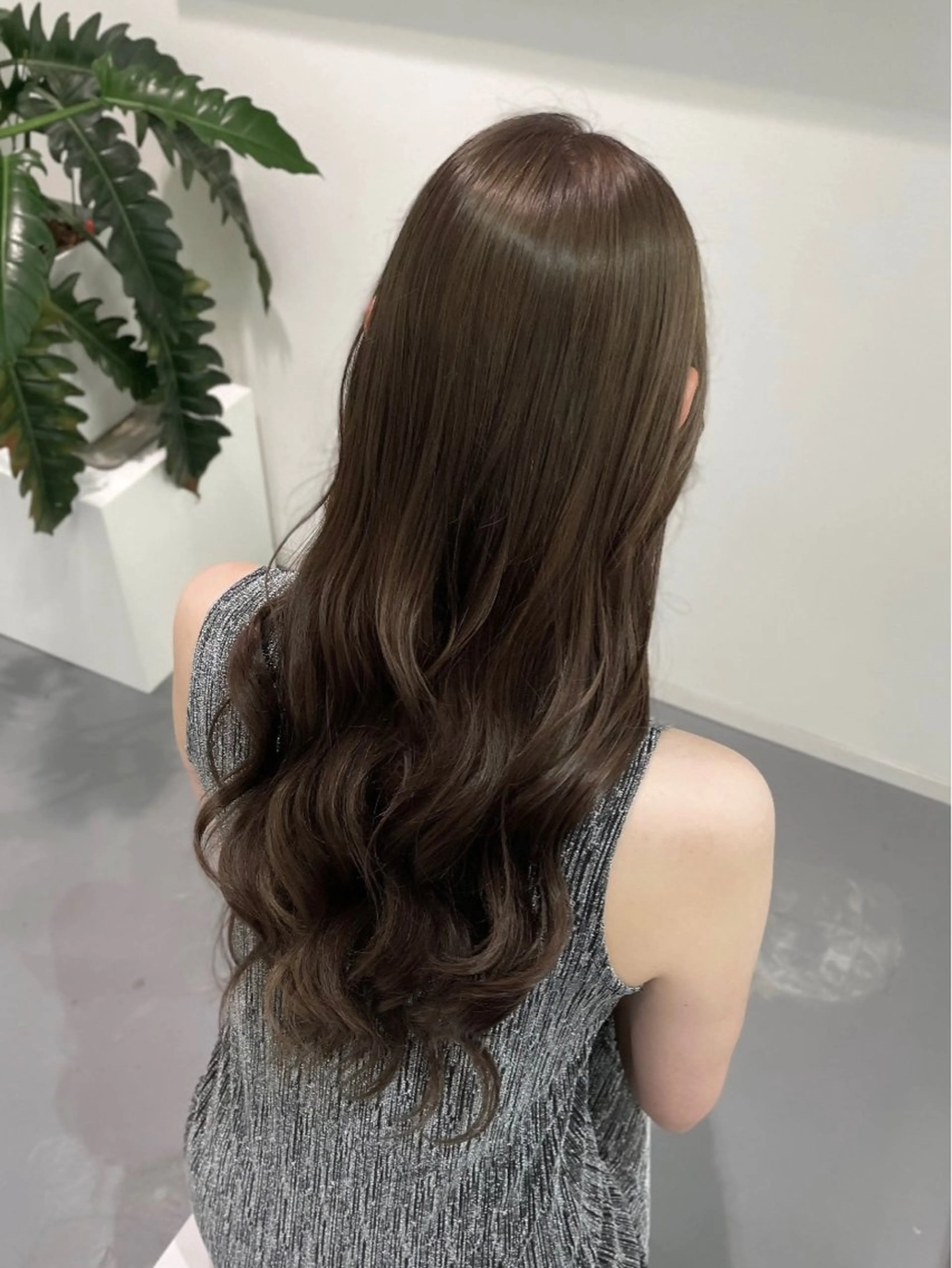 ロング ヘアカラー 西山祐生/ハイトーン /ケアブリーチ/艶髪のヘアスタイル