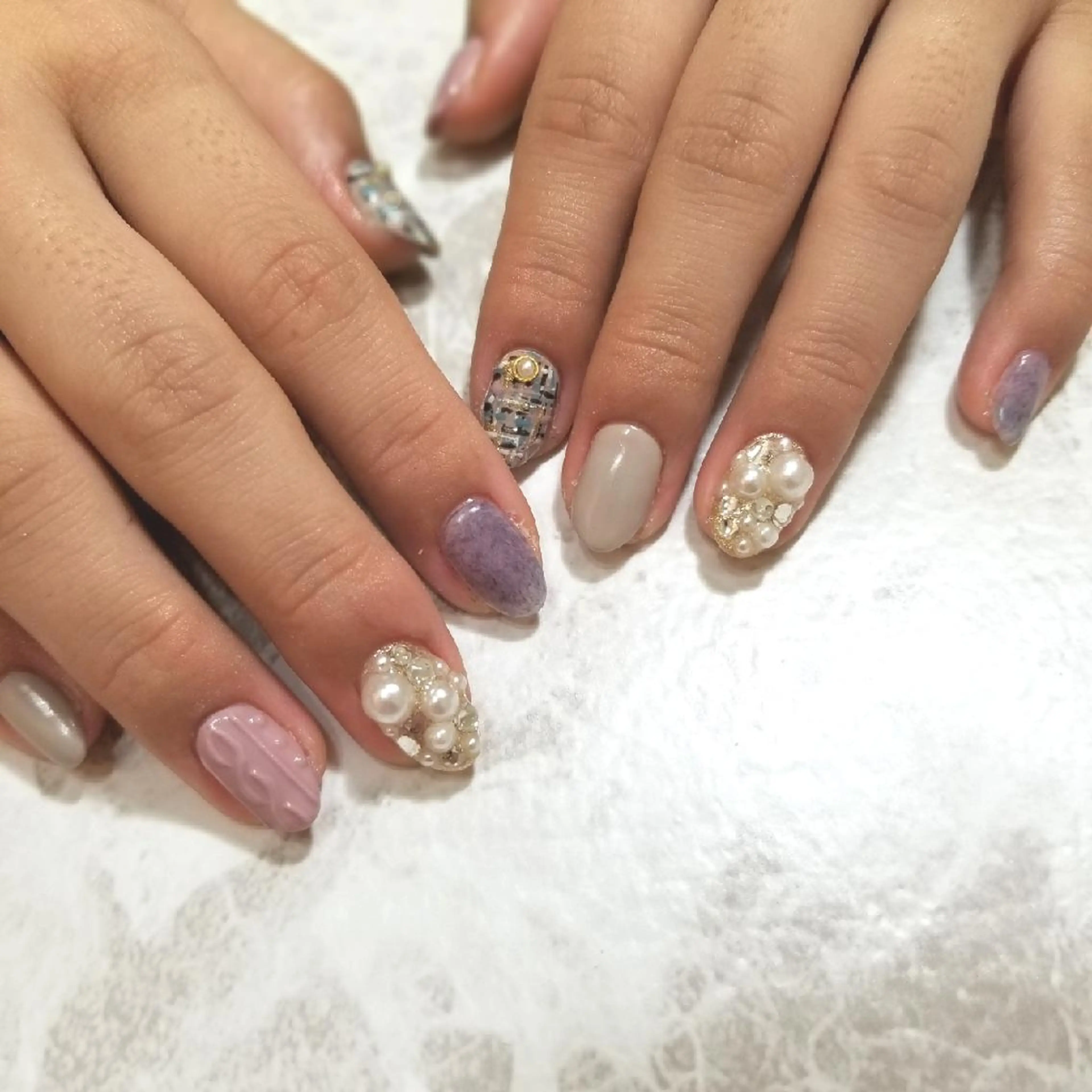 ネイル キラキラネイル ツイードネイル ハンドネイル nijiiro🌈 サトウのネイルデザイン