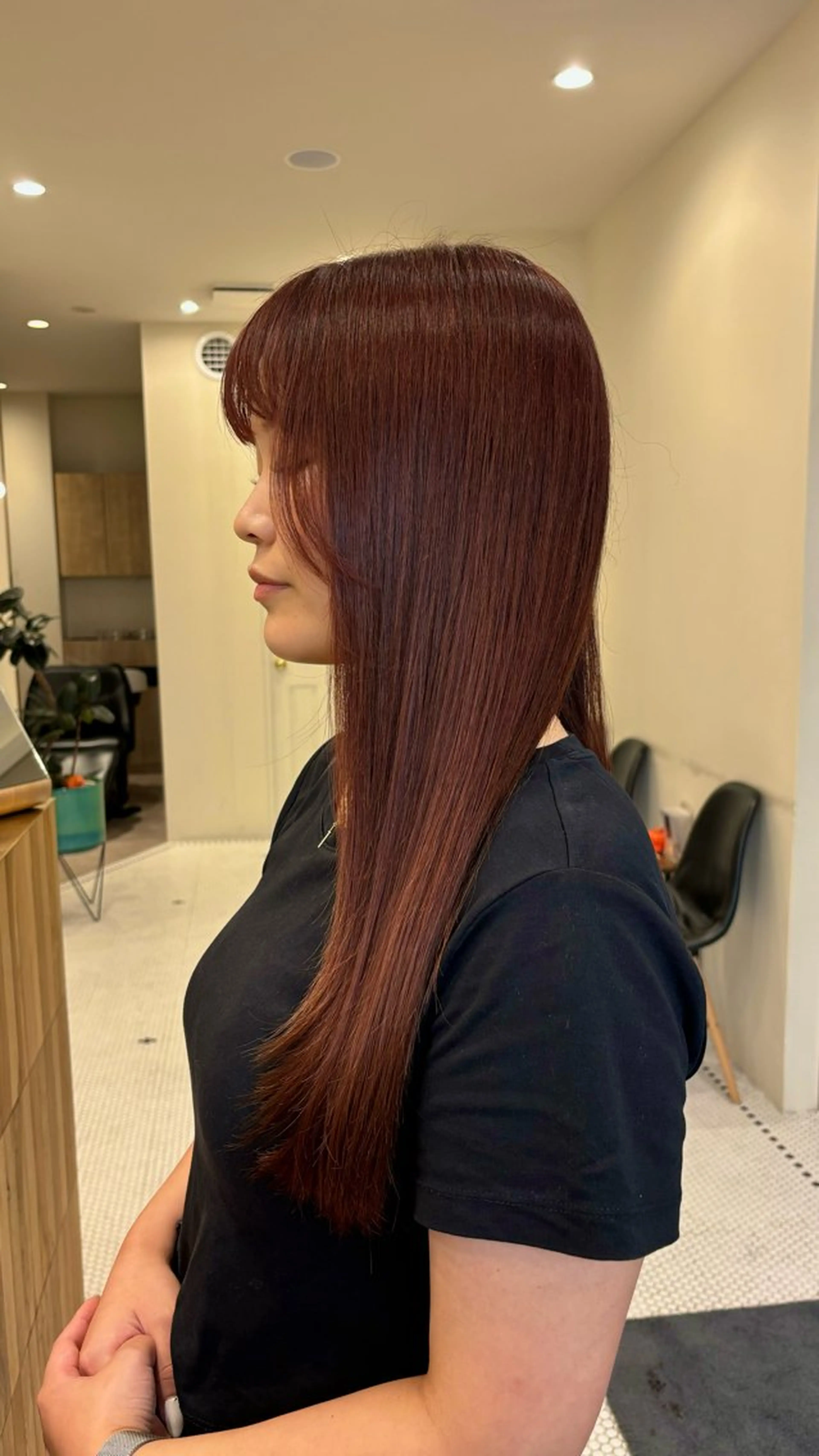 ロング よこやま なぎさのヘアスタイル