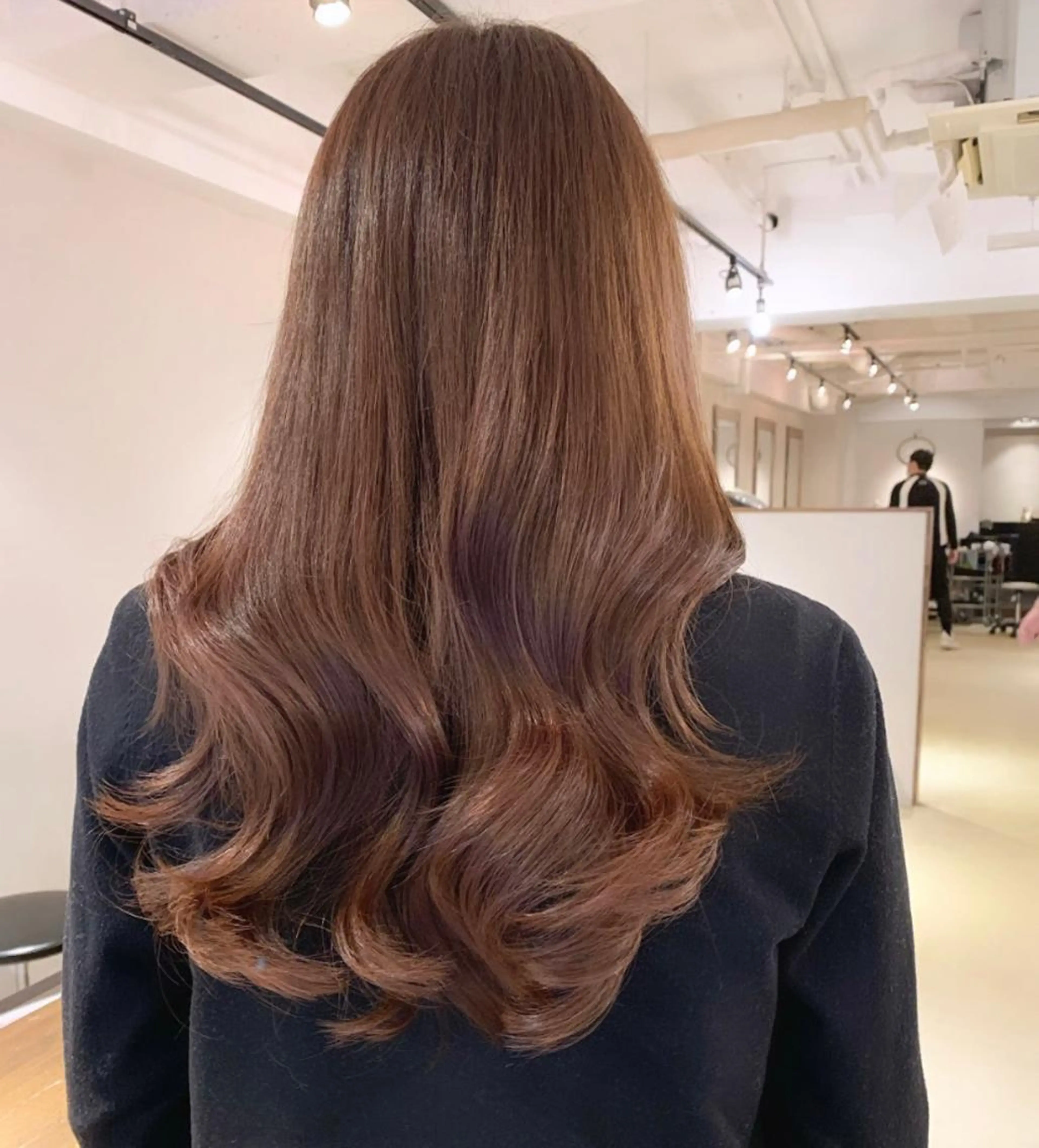 ロング カラー 透明感/オリーブ/ グレージュ/YUKAのヘアスタイル