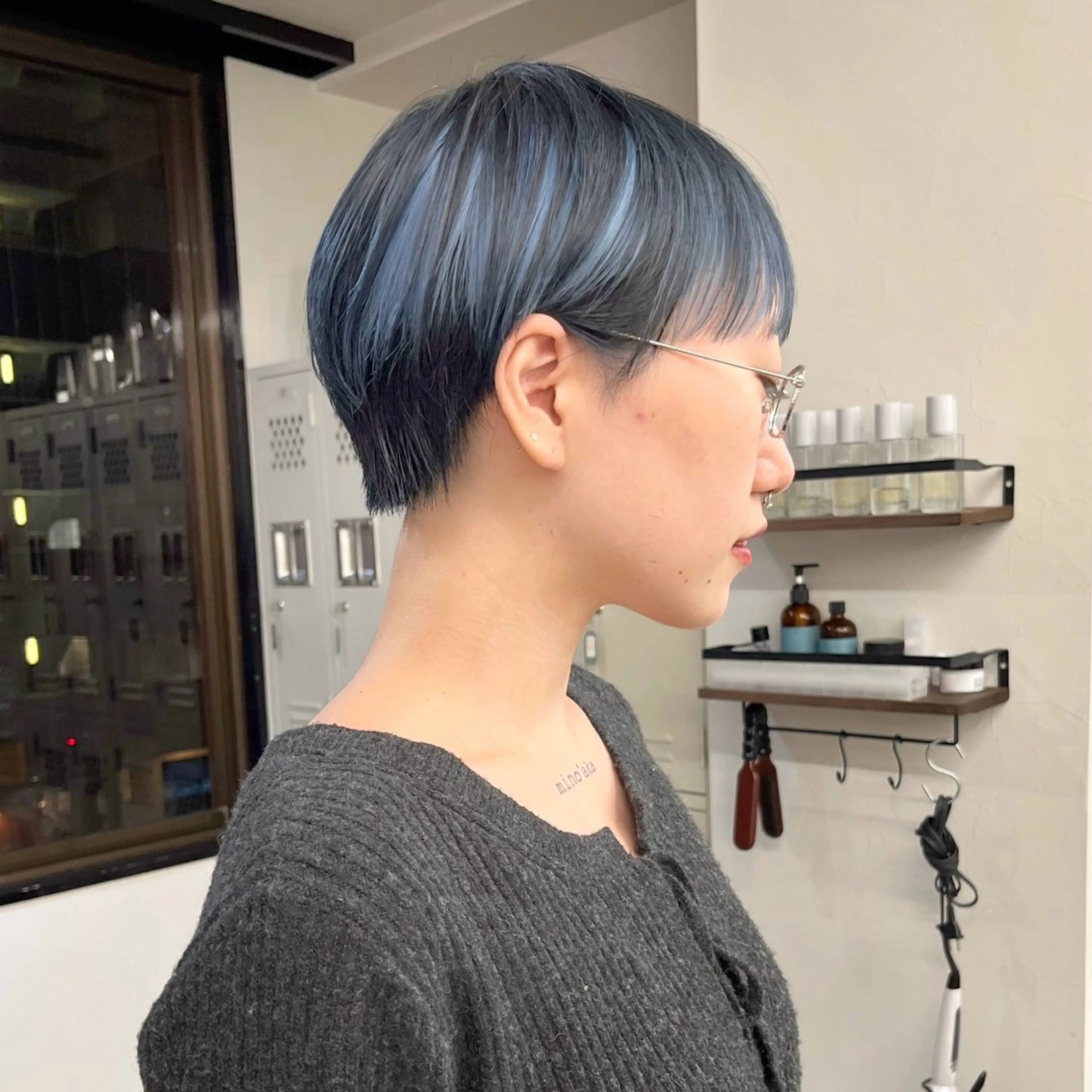ショート カラー ブリーチ ブリーチなしカラー ボブ 髪質改善 レイヤーカット カット ヘアカラー トリートメント 初めてのショート お任せください✂️のヘアスタイル