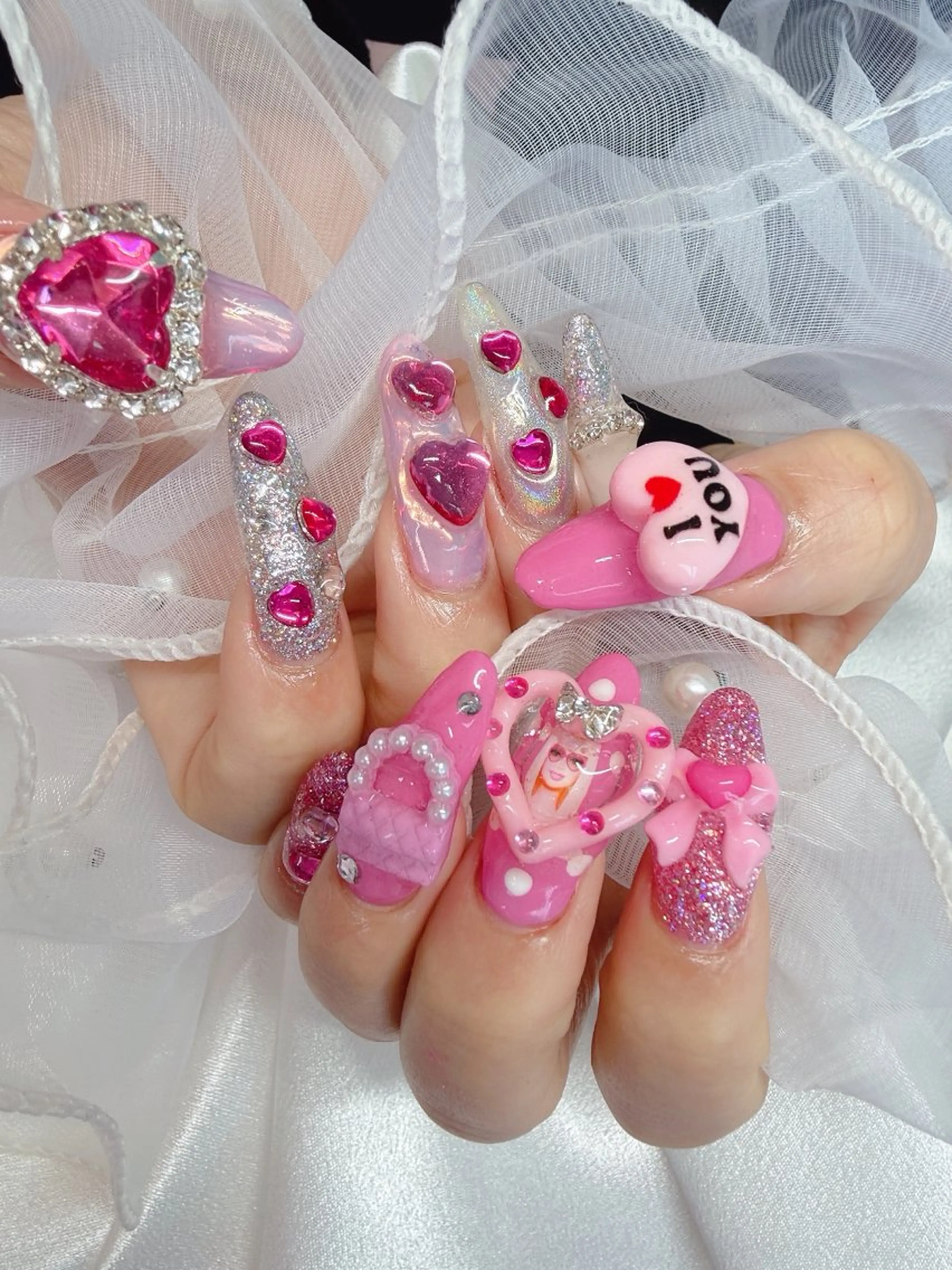 ネイル ハンドネイル MignonReve ♡EIMI🌈のネイルデザイン