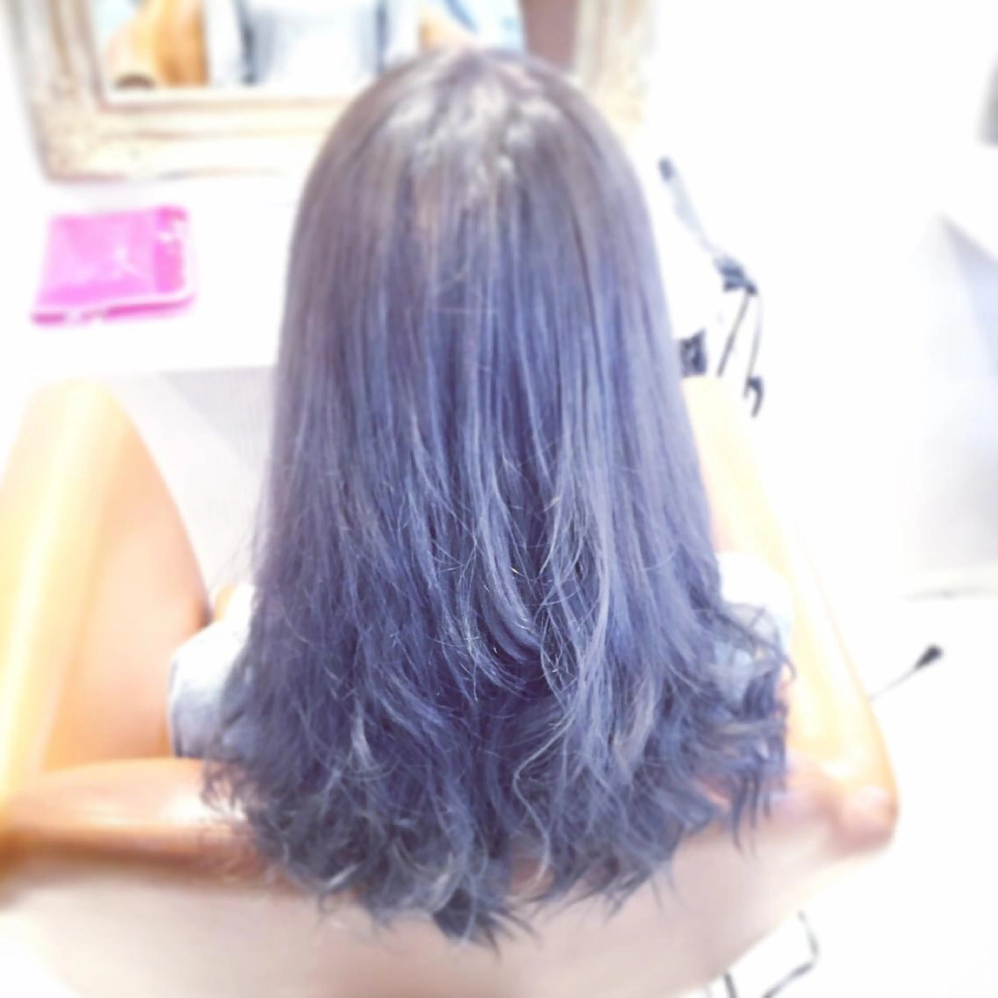 セミロング ロング カラー シルバー kazufumi ..のヘアスタイル