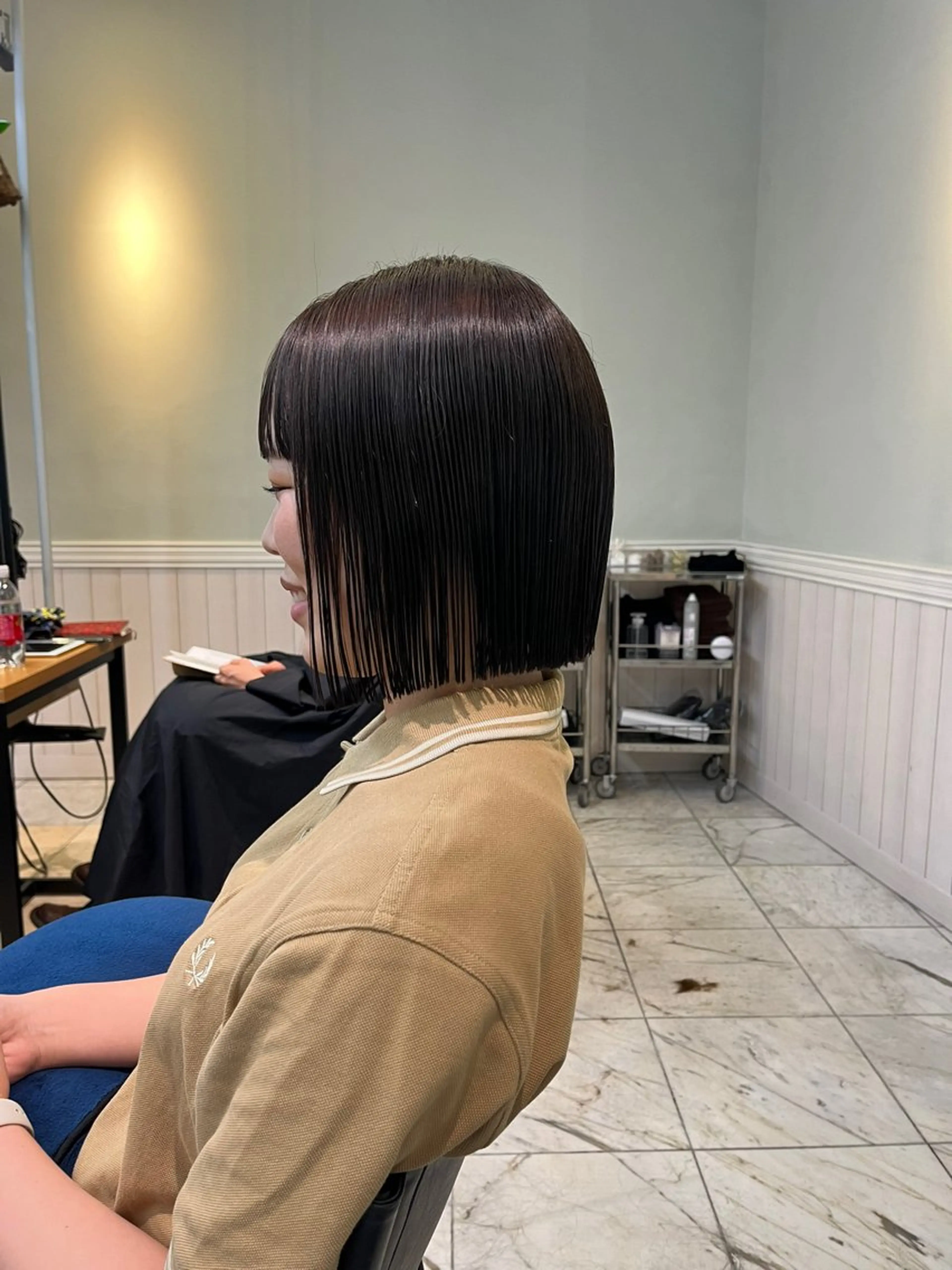 切りっぱなしボブカット＋ダメージレスカラーの写真
