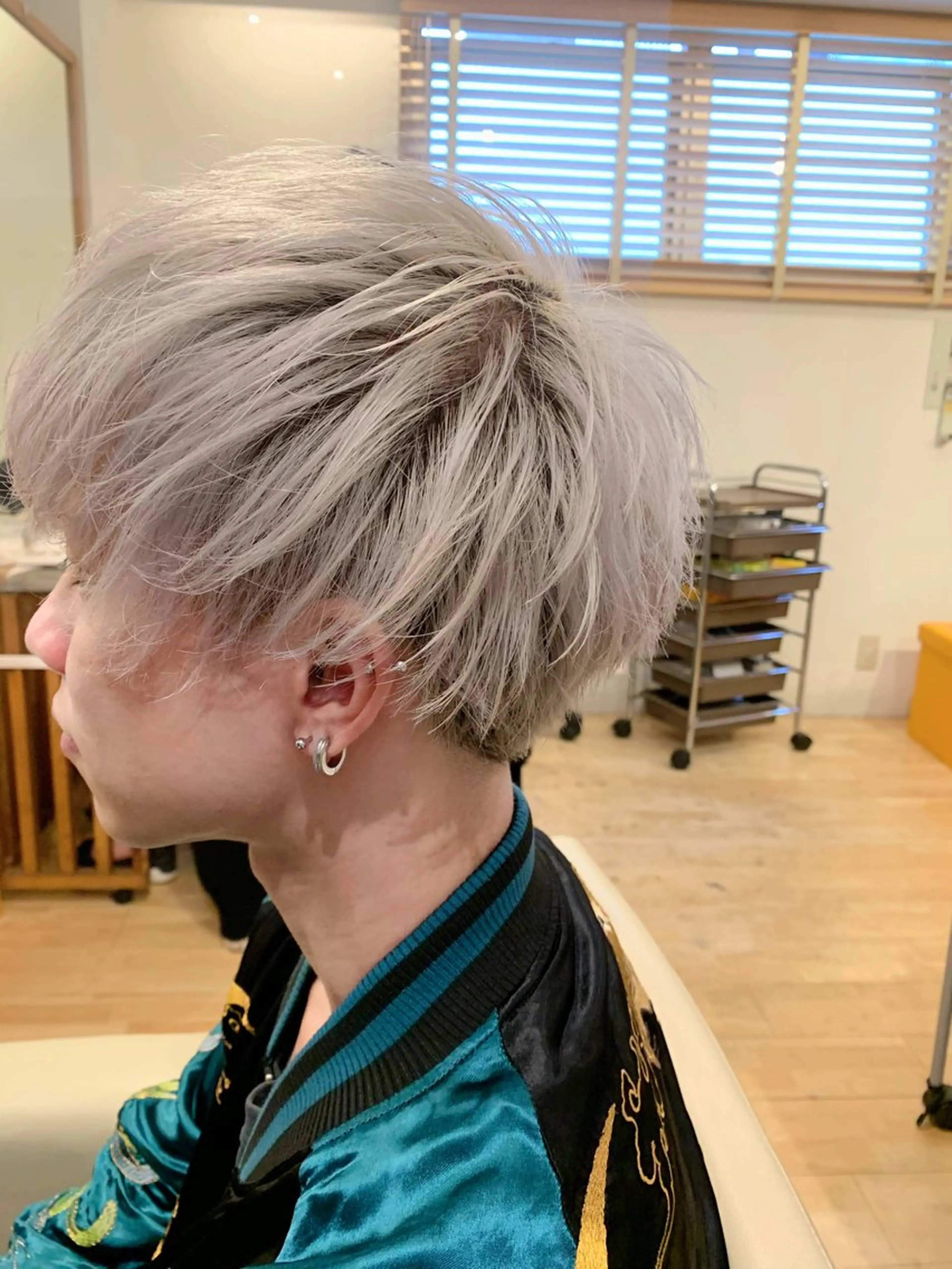 ミディアム カラー メンズ カット ヘアカラー トリートメント Joule 大分メンズのヘアスタイル