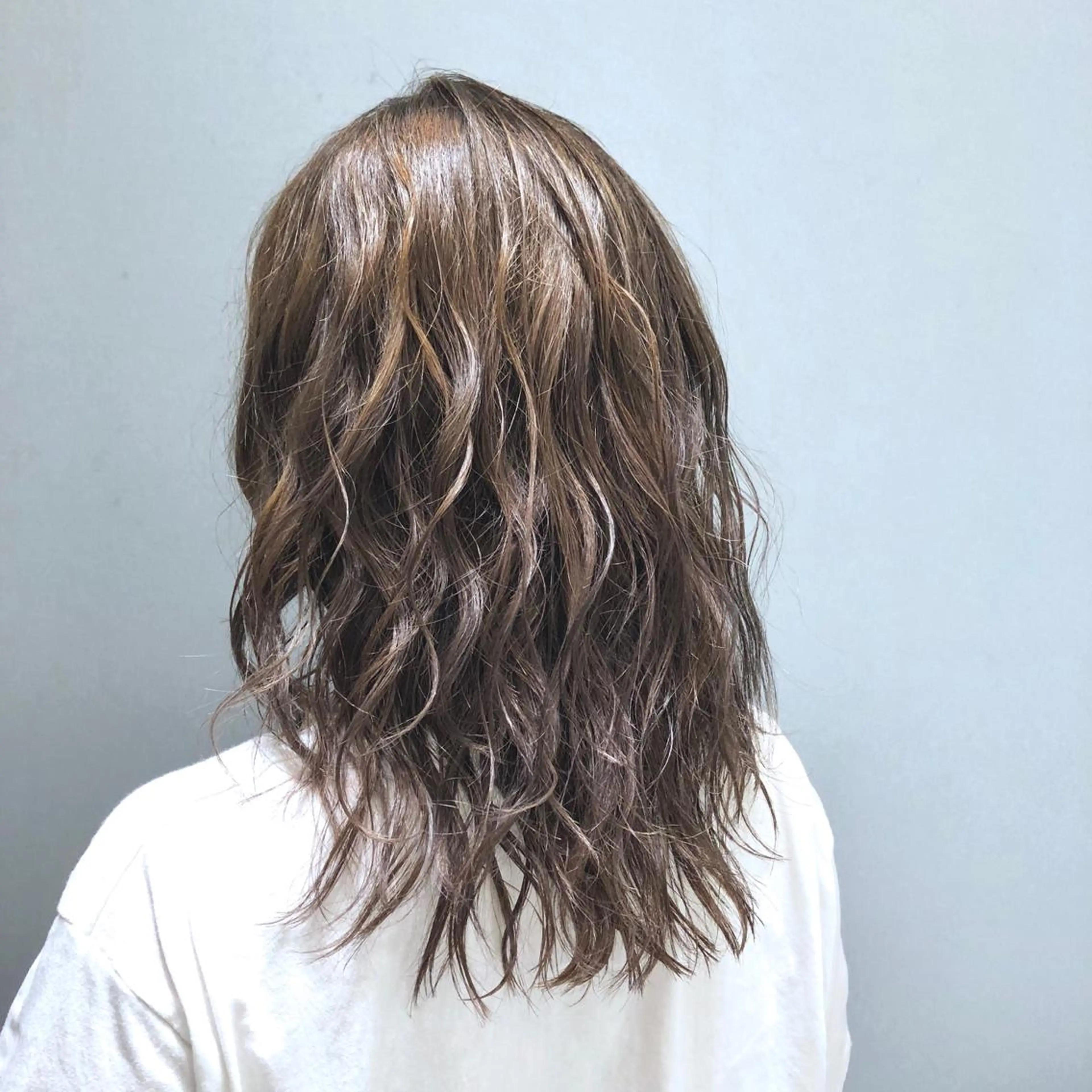 セミロング カラー ブリーチ ケアブリーチ グレージュ 🌈ぷる艶カラー🌈 髪質改善👑柳沼尚貴のヘアスタイル