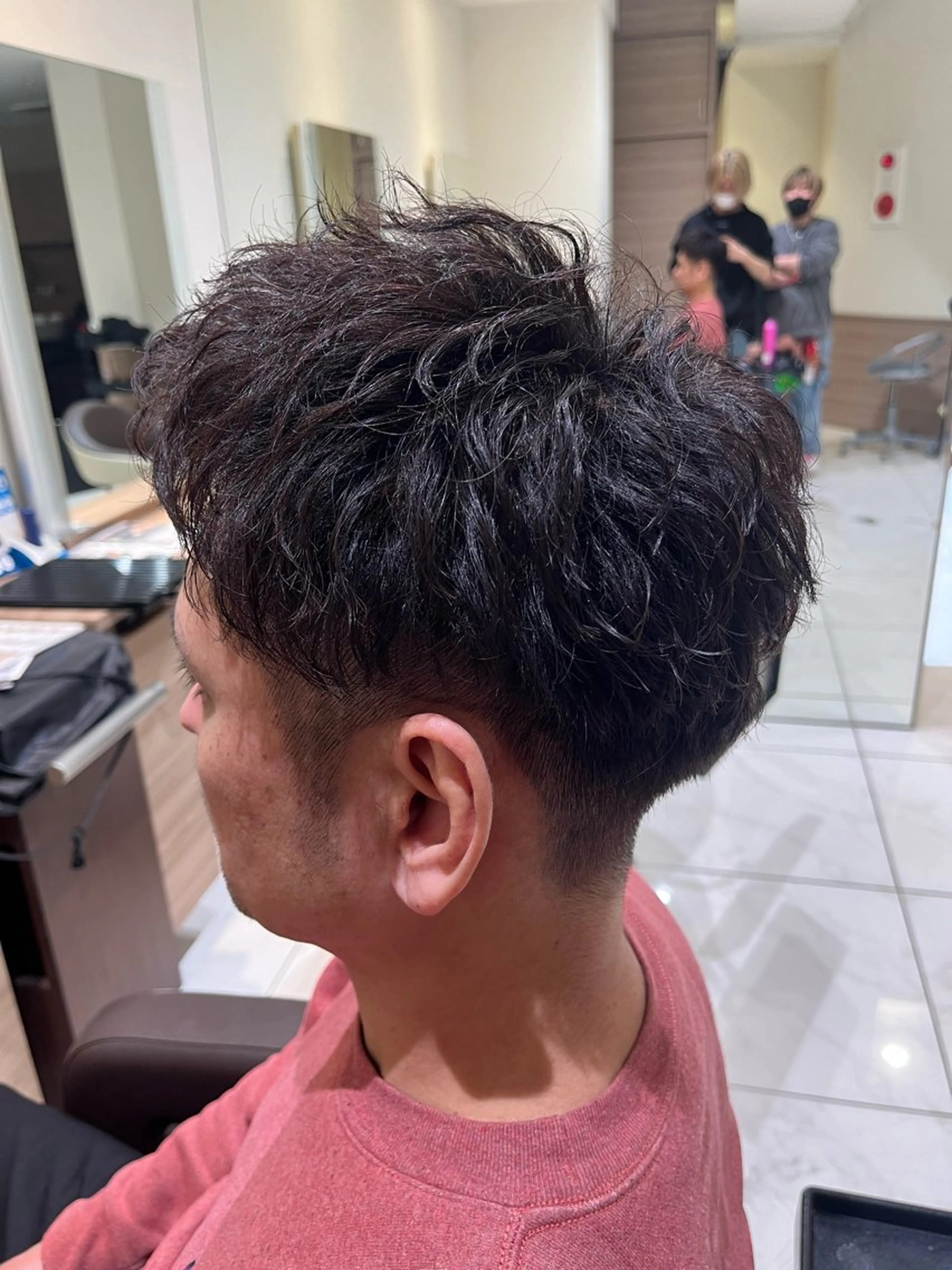 ショート パーマ 神吉 京介のヘアスタイル