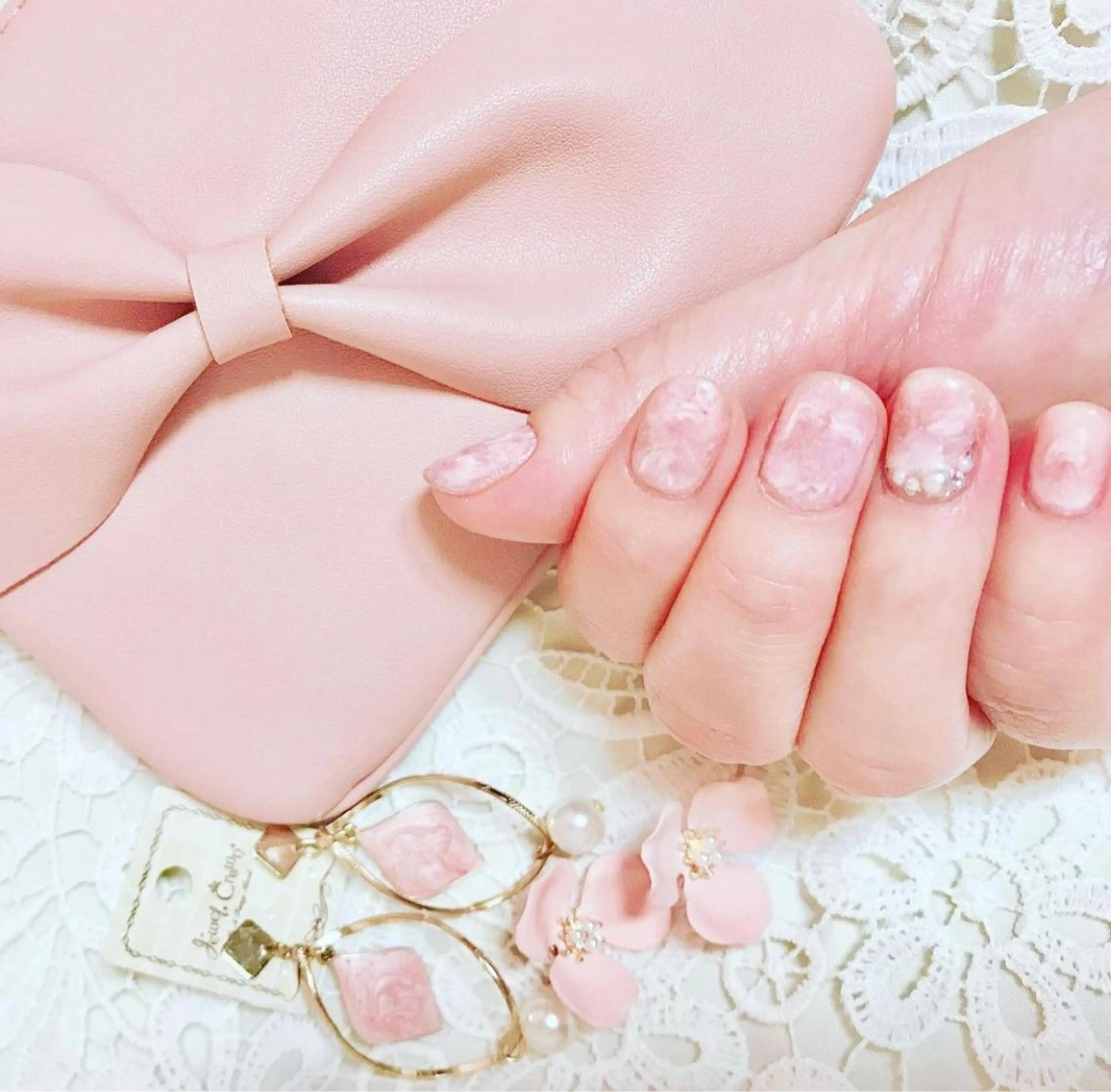 ネイル 大理石ネイル(マーブル) ピンク ヘアーサロン ＳＯRＡお顔剃りのエステ・リラクイメージ