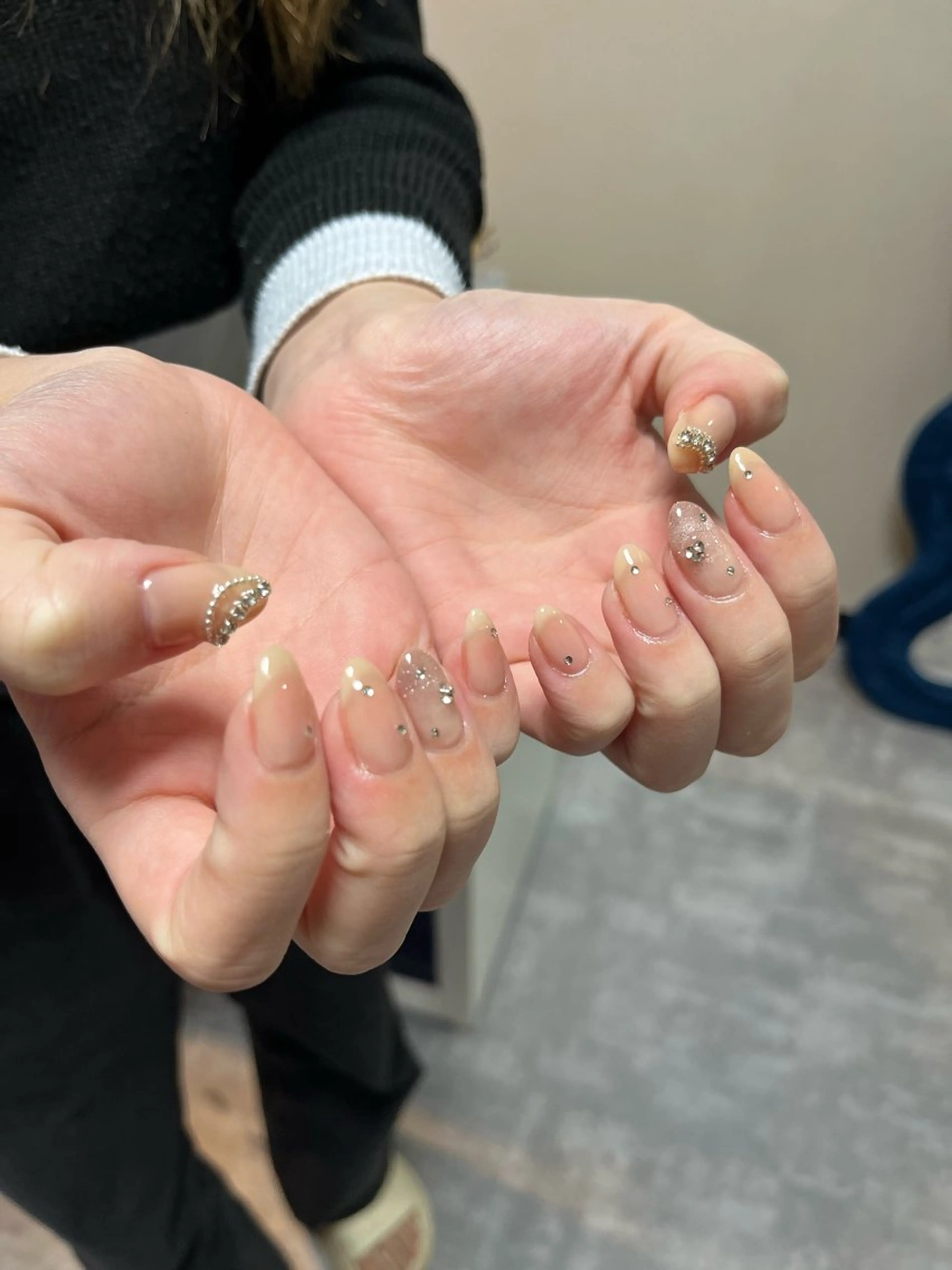 ネイル チークネイル ハンドネイル NailByua 武蔵新城徒歩4分のネイルデザイン