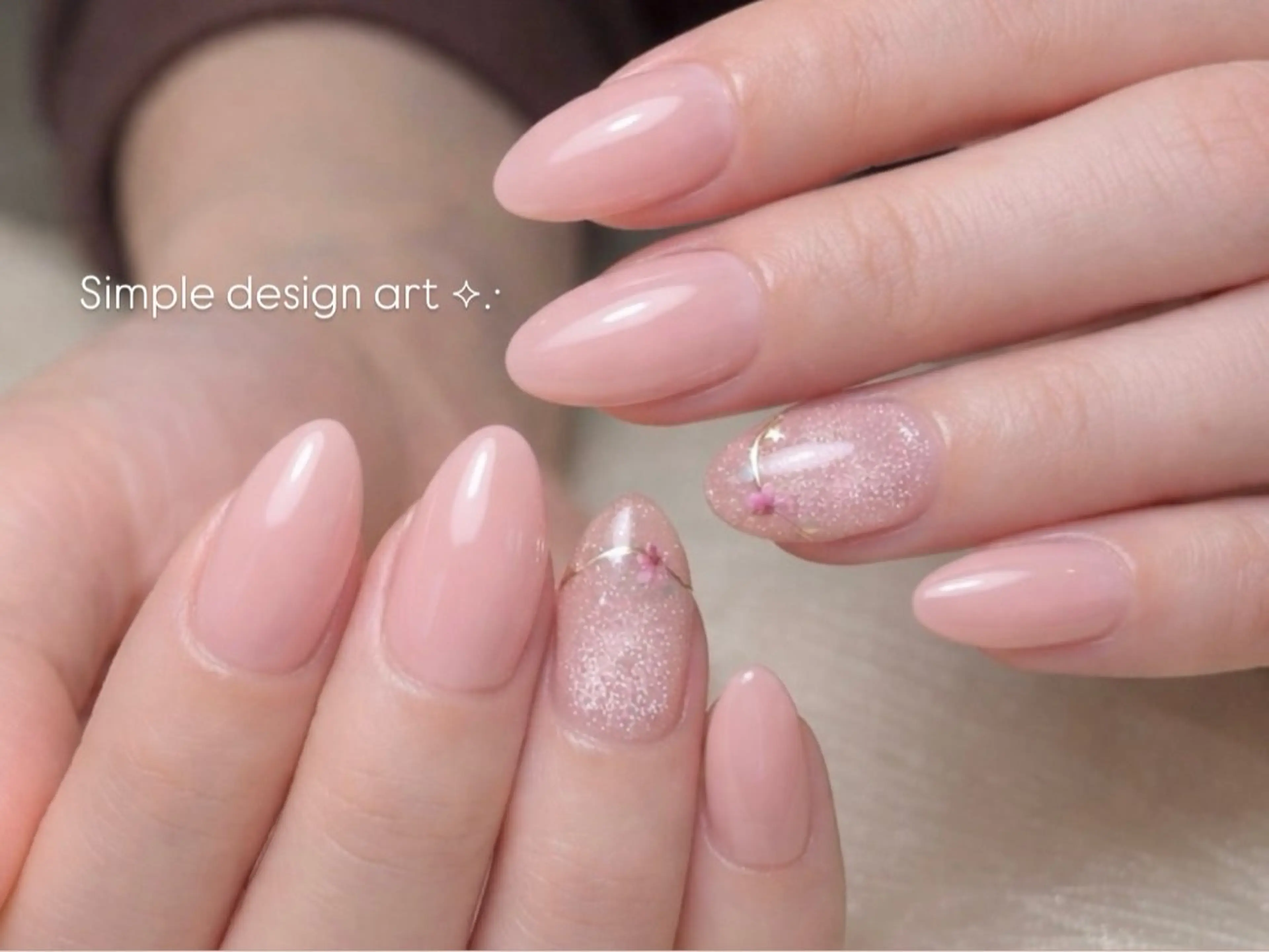 ネイル 韓国ネイル マグネットネイル オフィスネイル ワンカラーネイル ピンク Nail by EN 🪽Amiのネイルデザイン