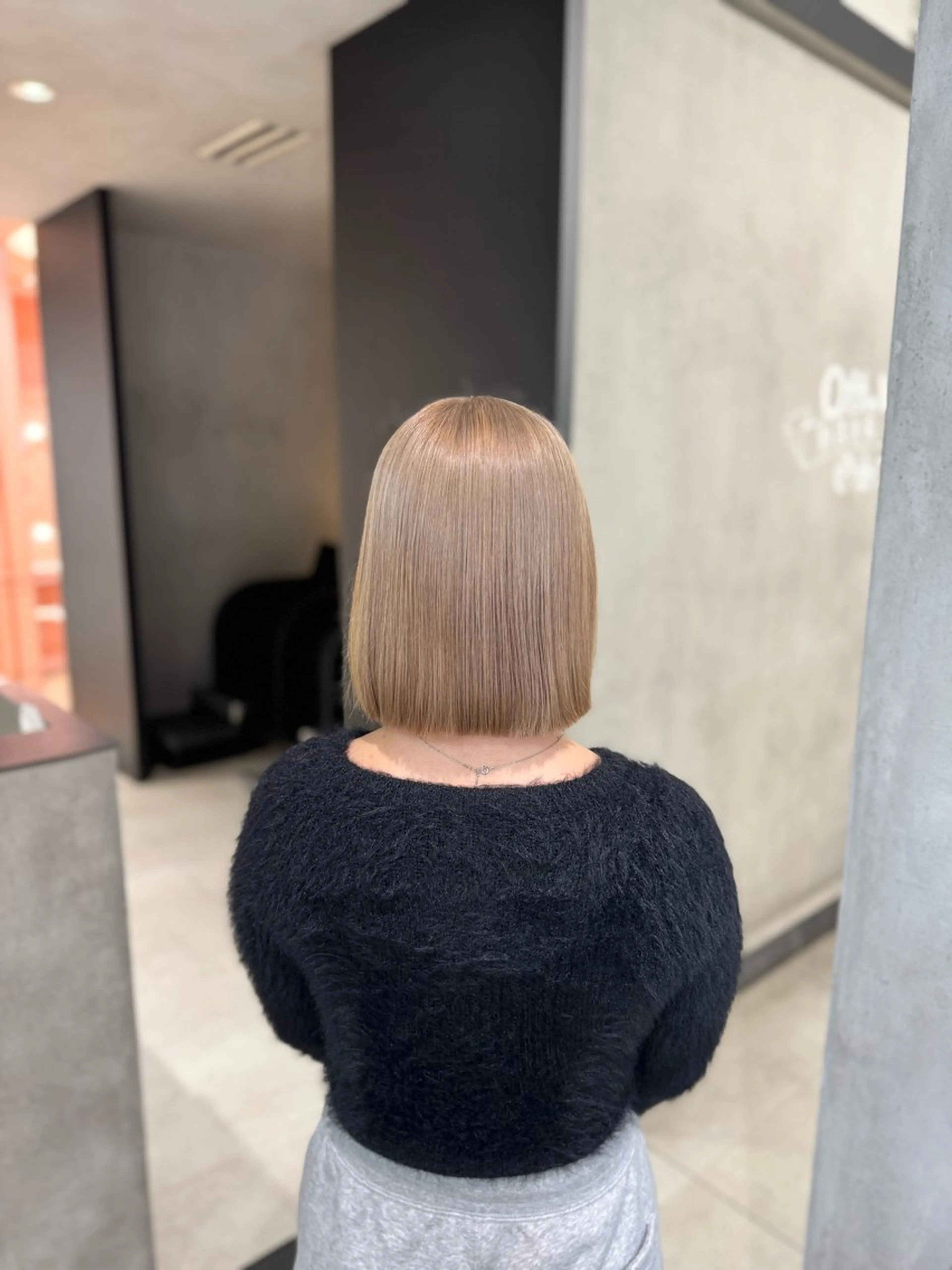 ロング カラー 切りっぱなしボブ ボブ 🇰🇷韓国風ハイ トーンKANA🖤のヘアスタイル