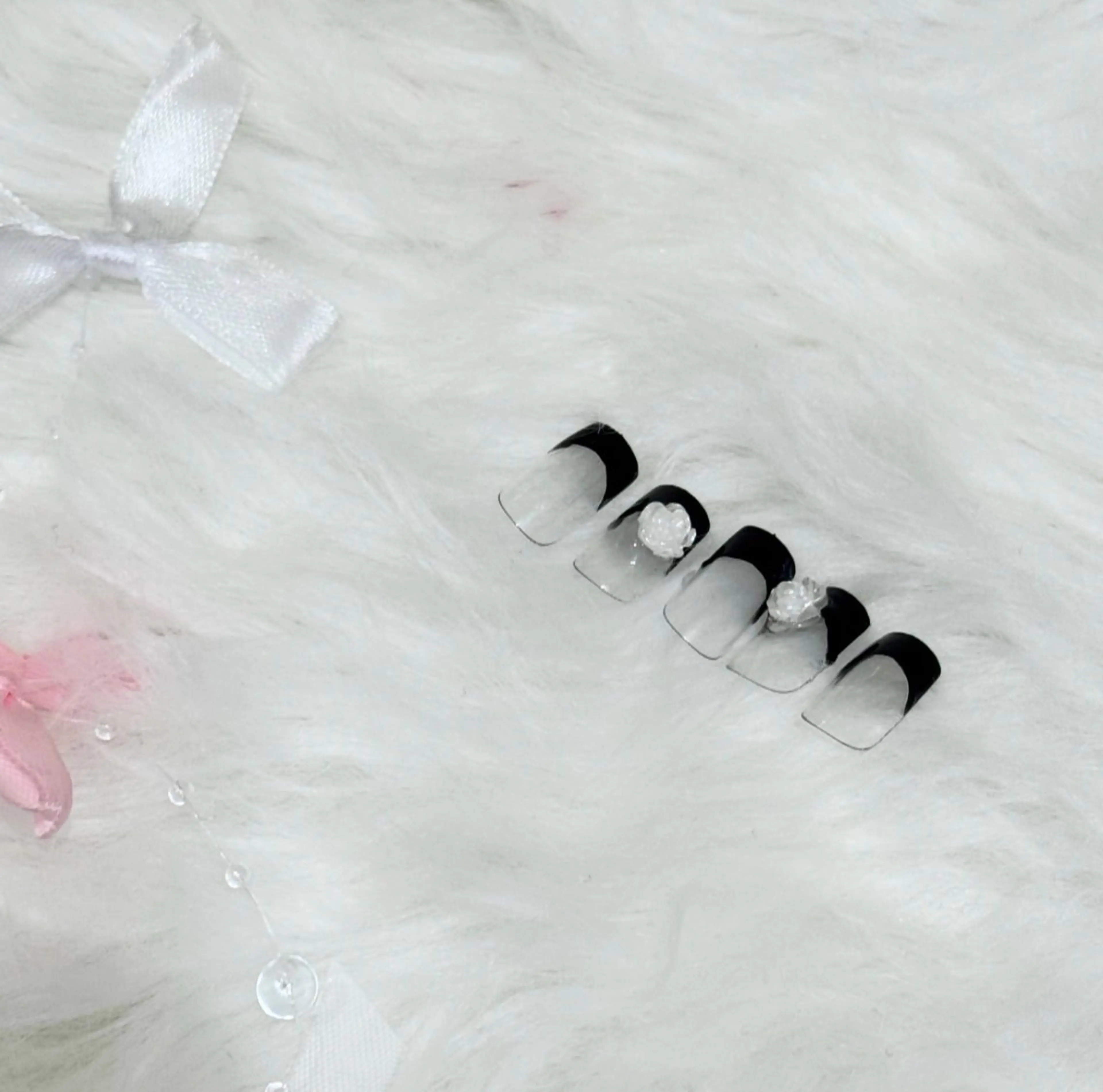 ネイル フレンチネイル Vante Momo   梅田のネイルデザイン